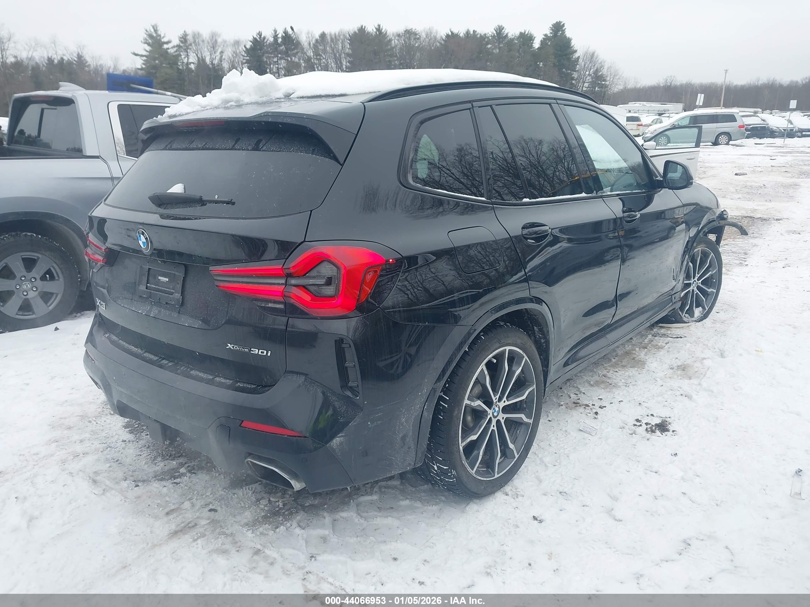 BMW X3 image 4