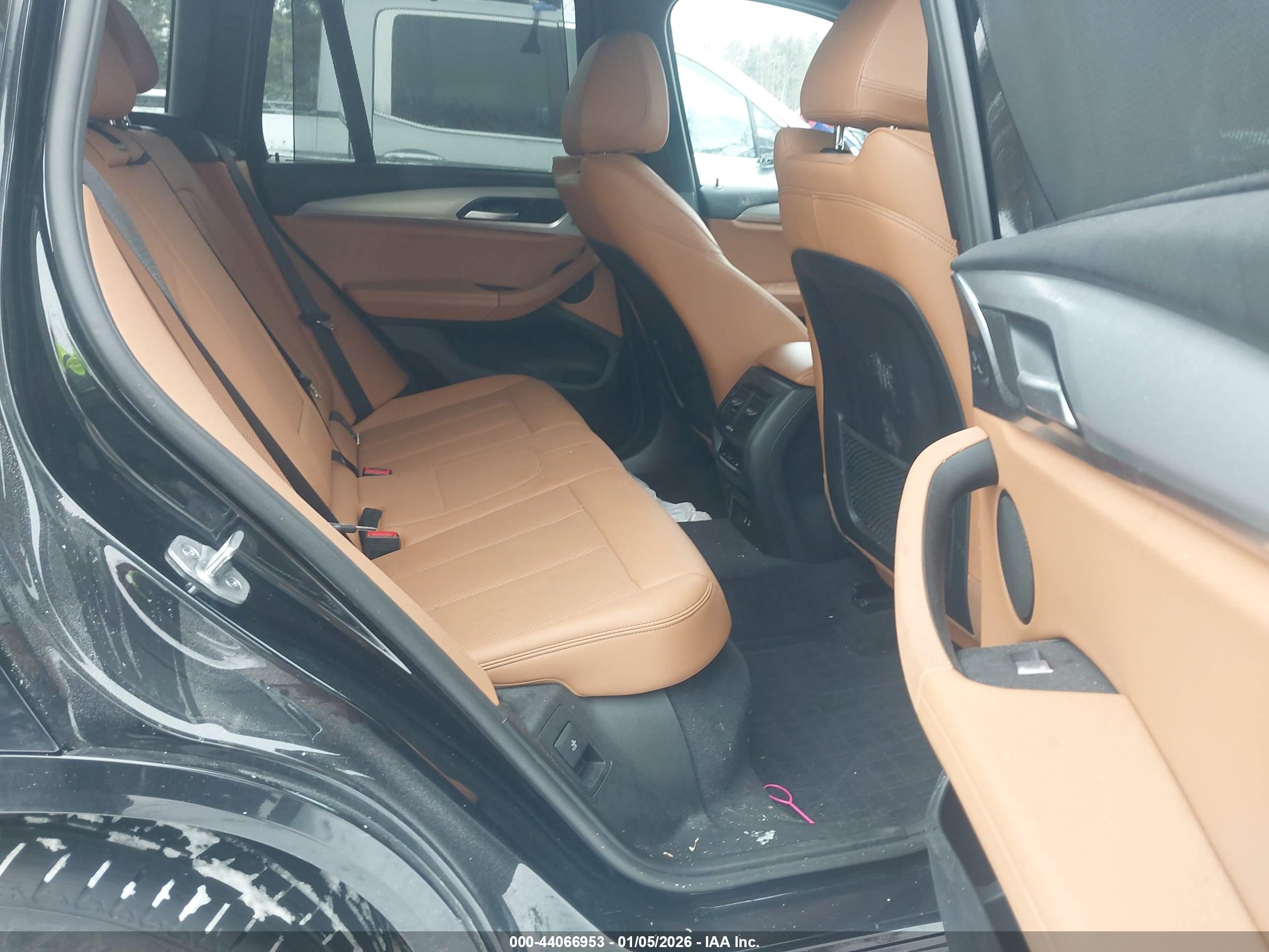 BMW X3 image 8