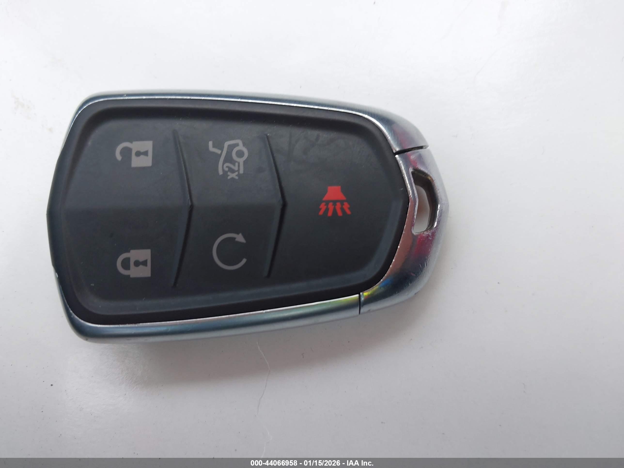 CADILLAC XTS image 11