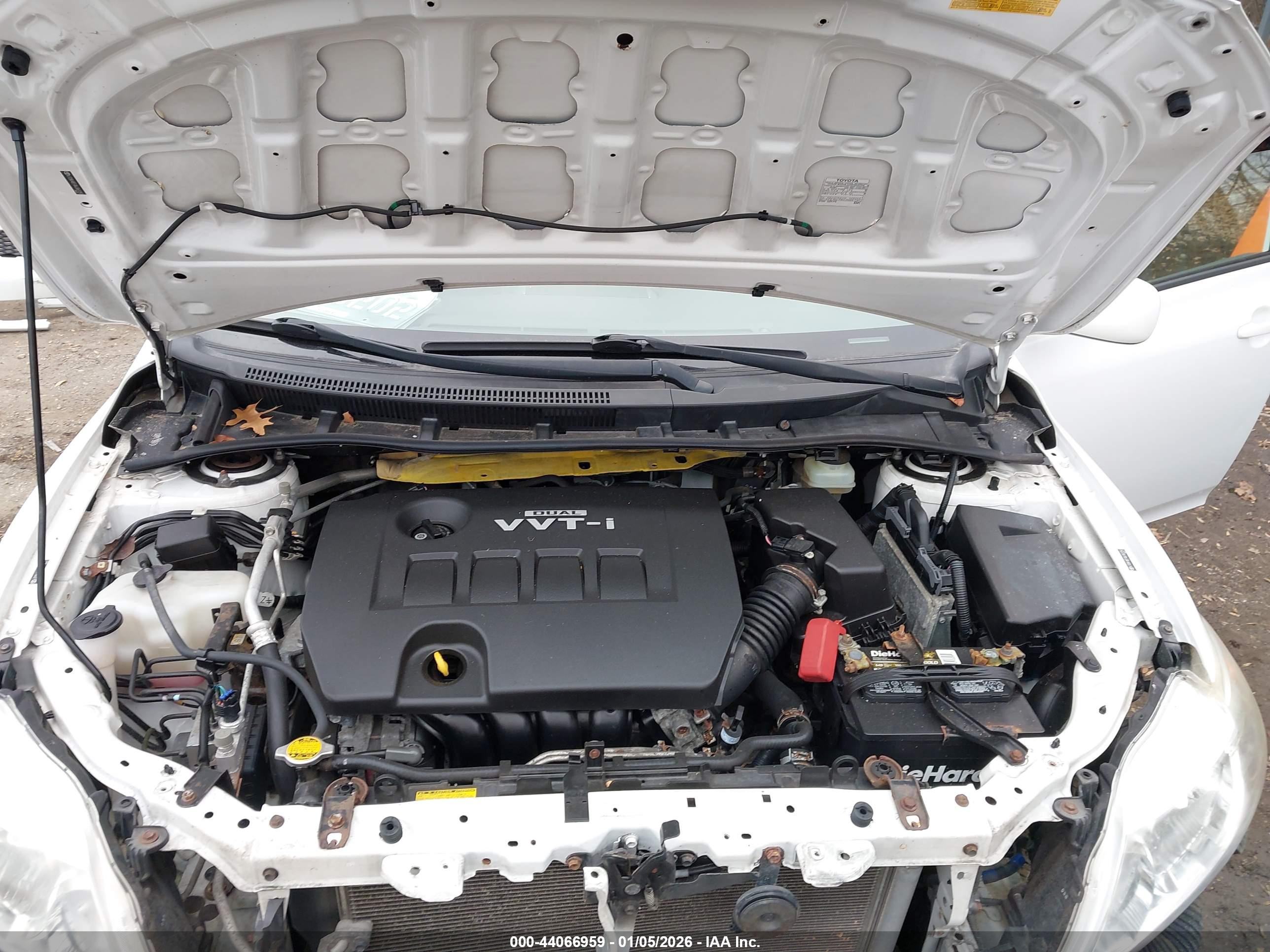 TOYOTA COROLLA image 10