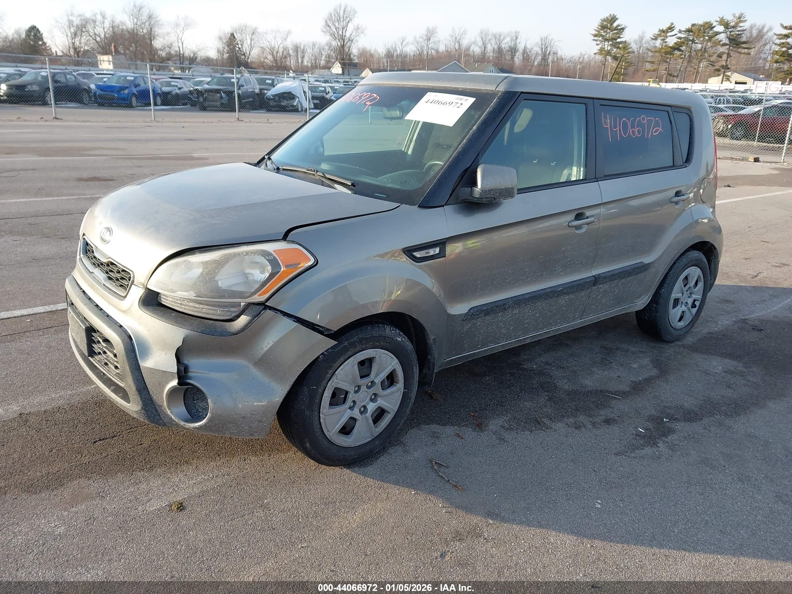 KIA SOUL image 2
