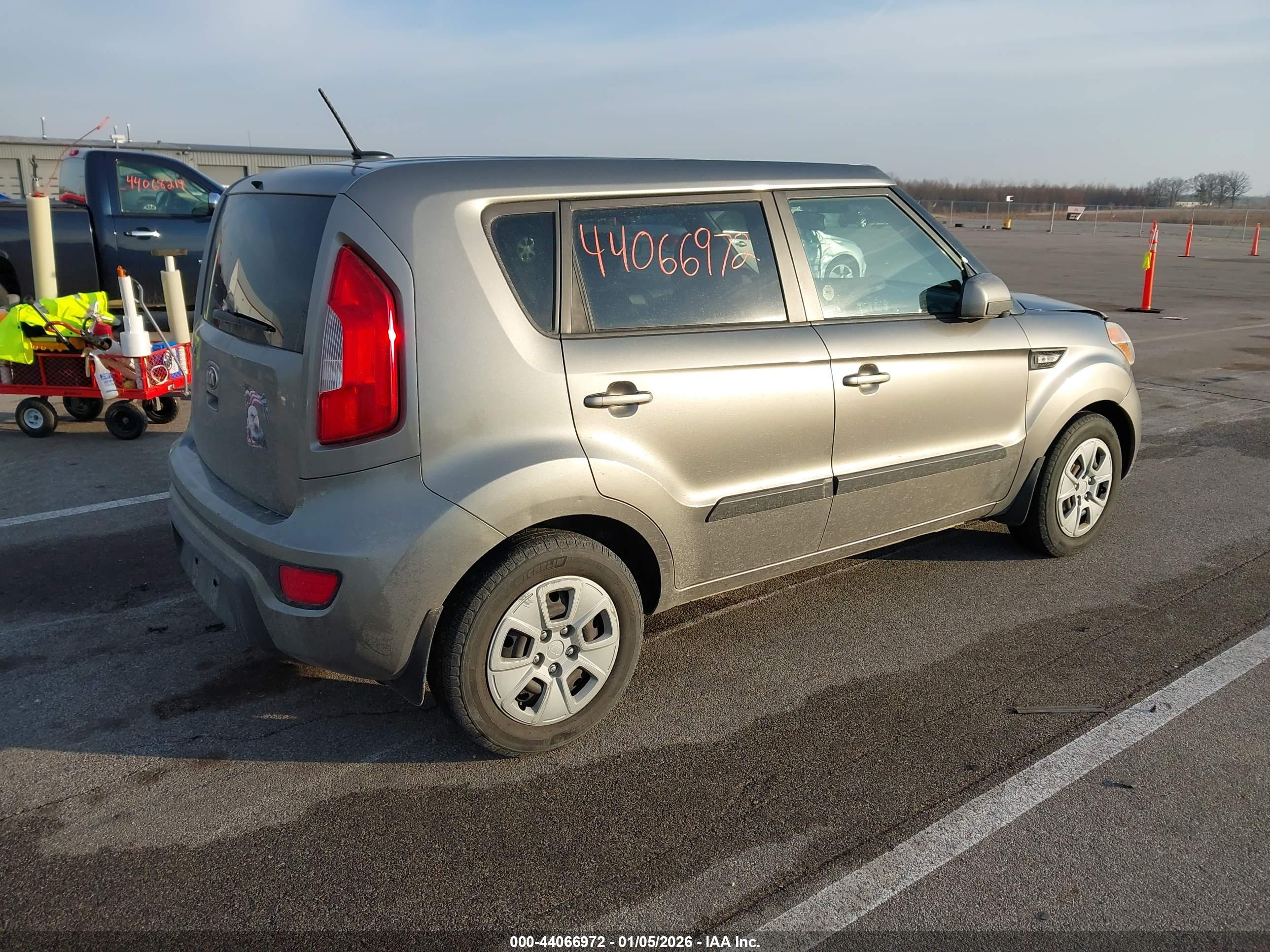 KIA SOUL image 4