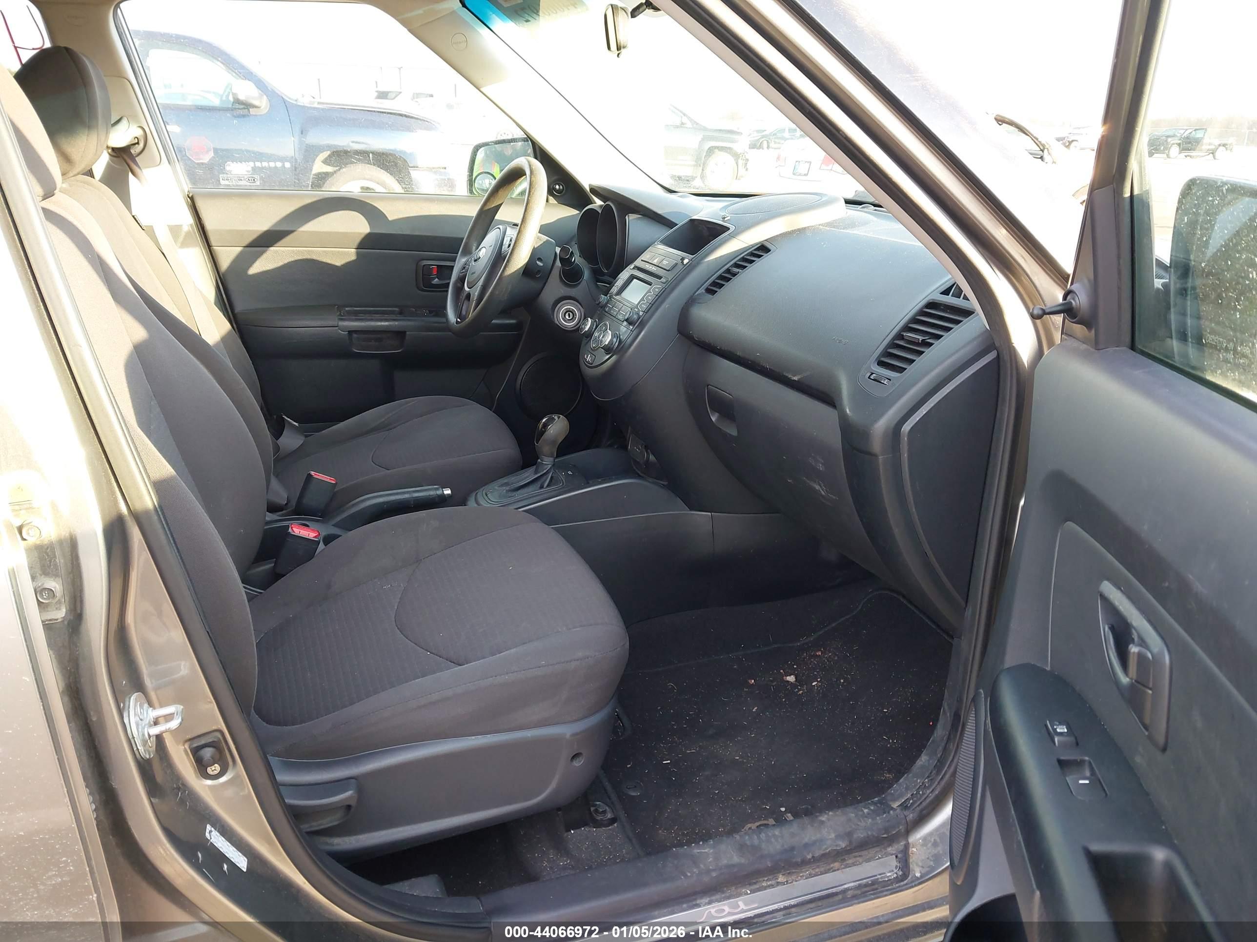 KIA SOUL image 5