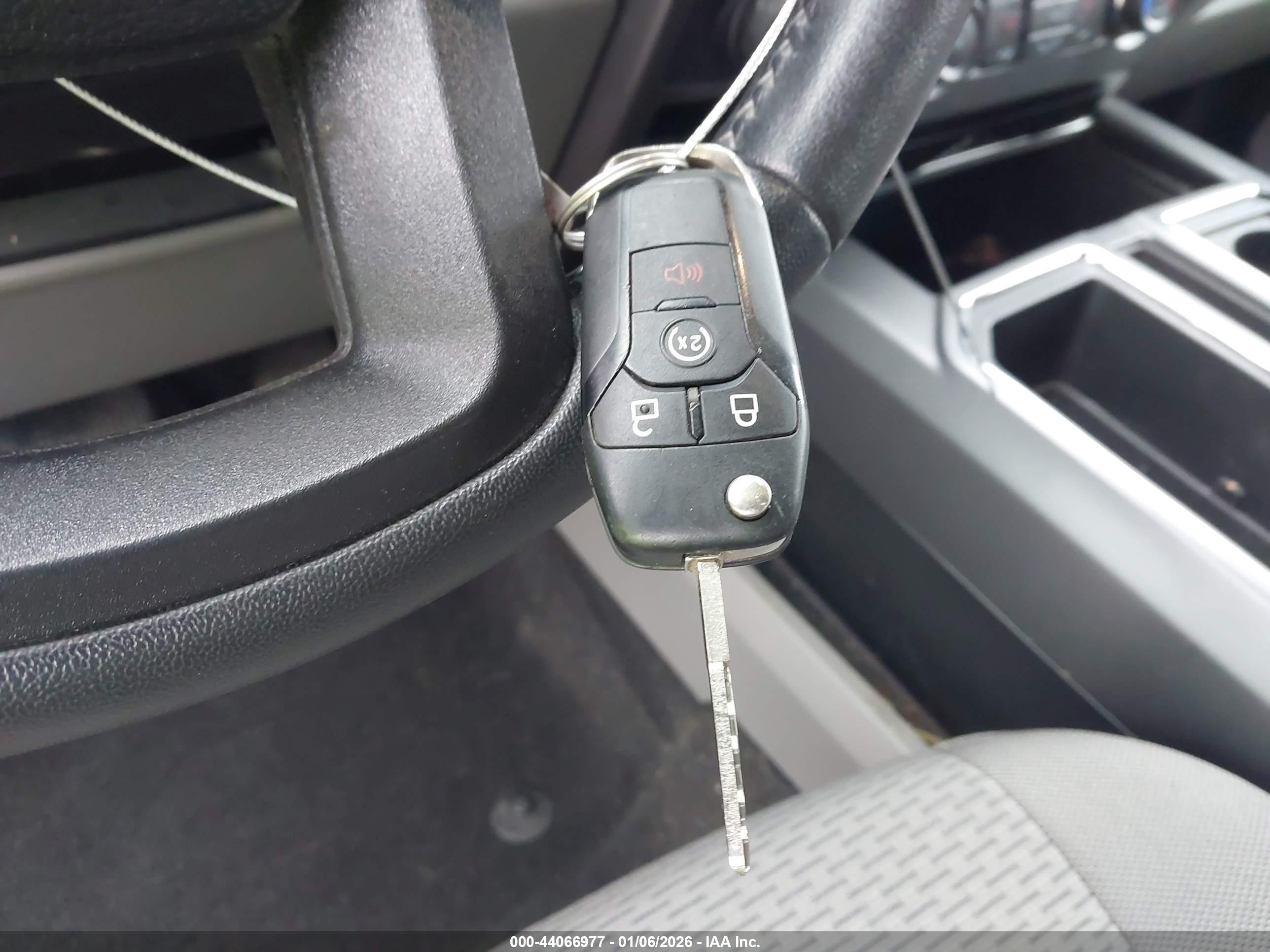 FORD F-150 image 11
