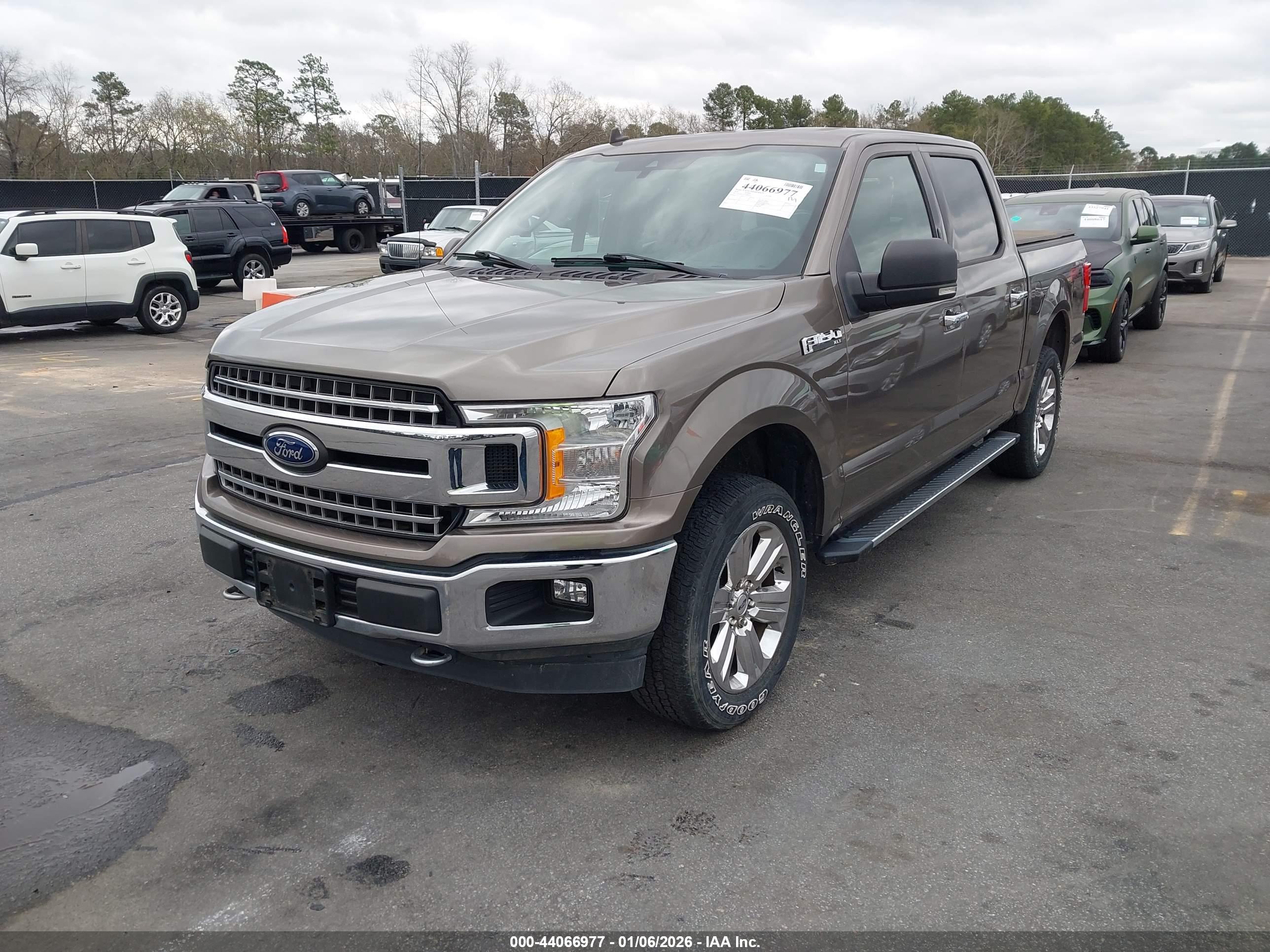 FORD F-150 image 2