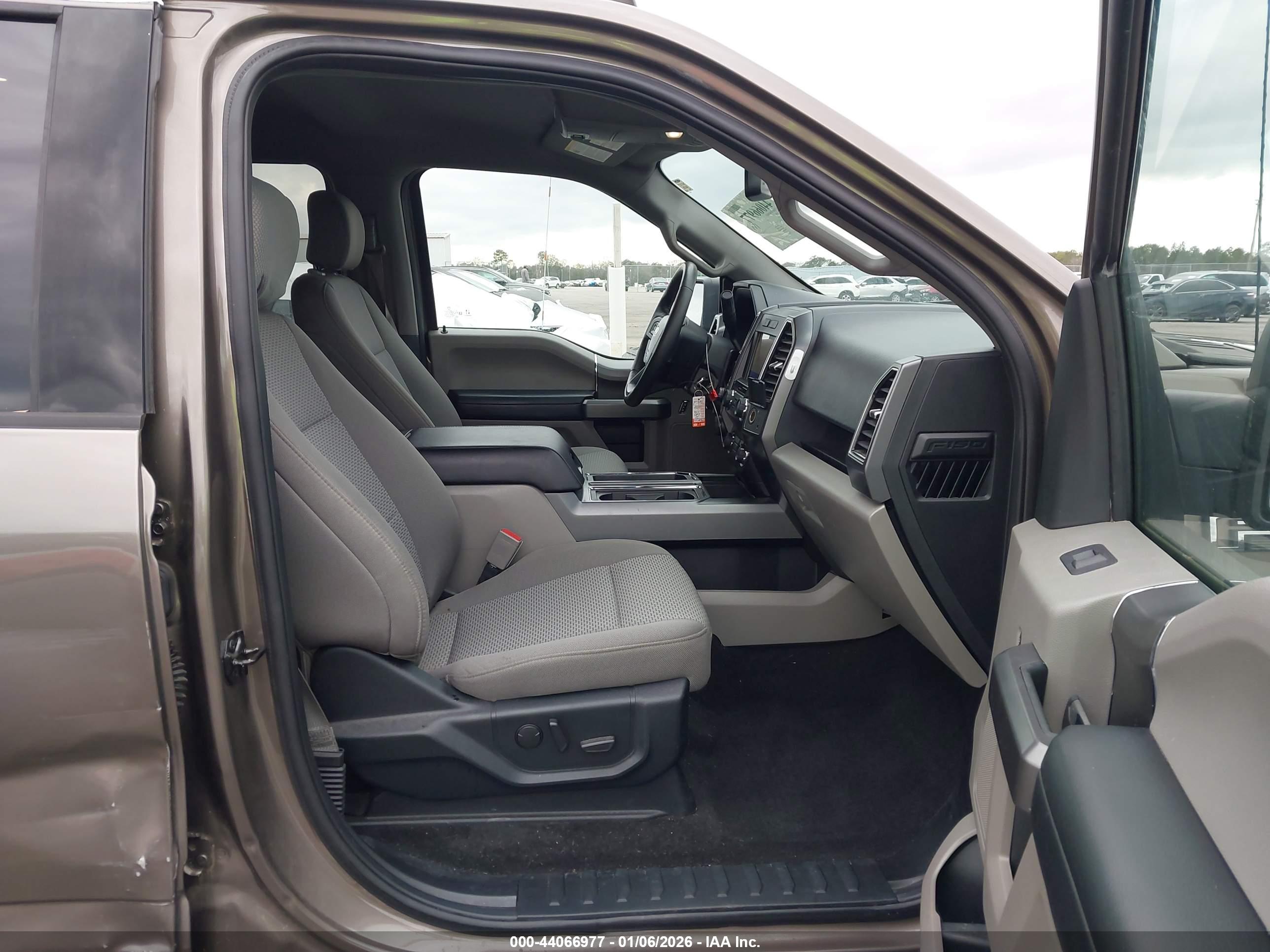 FORD F-150 image 5