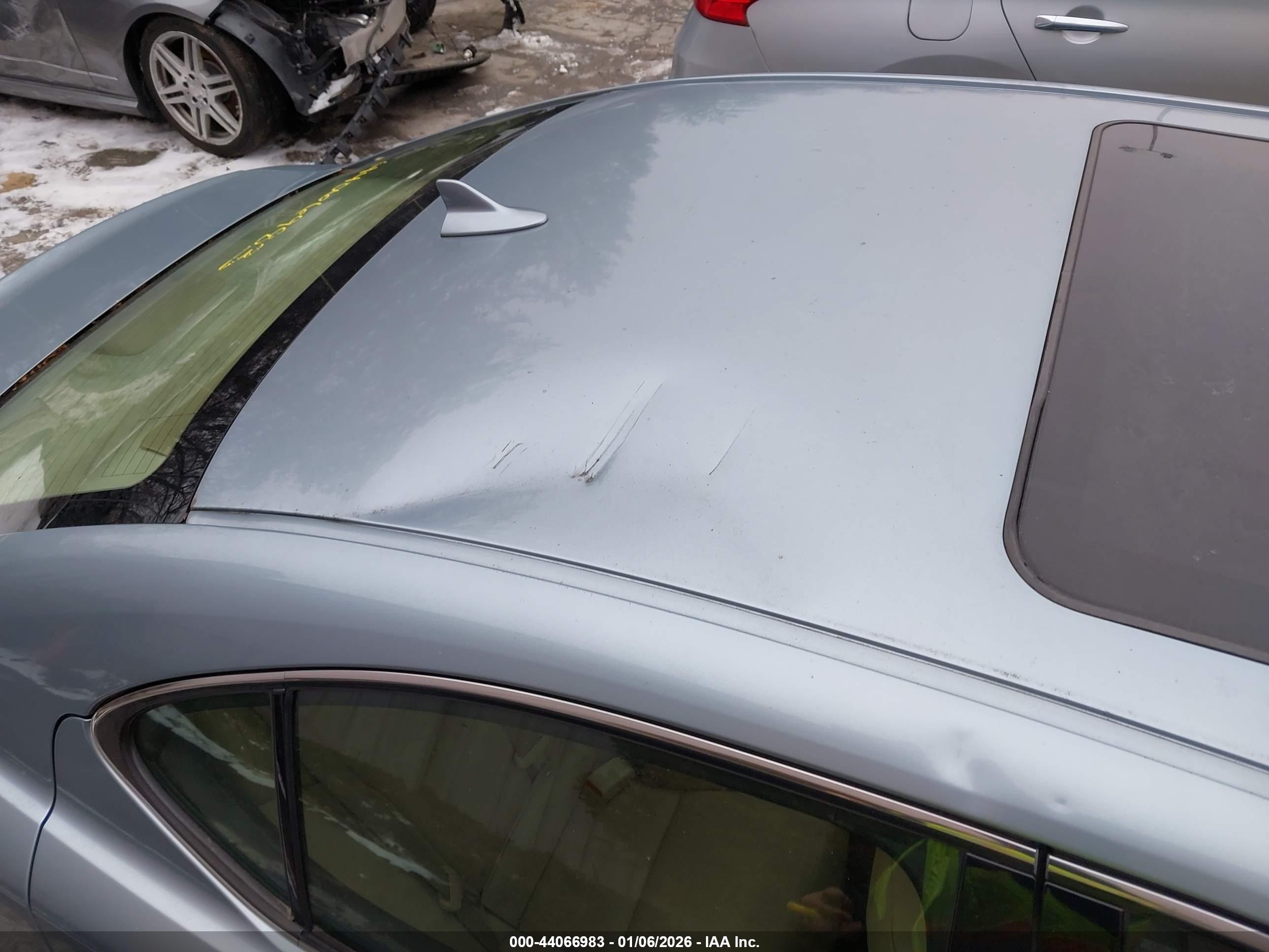 LEXUS IS image 6