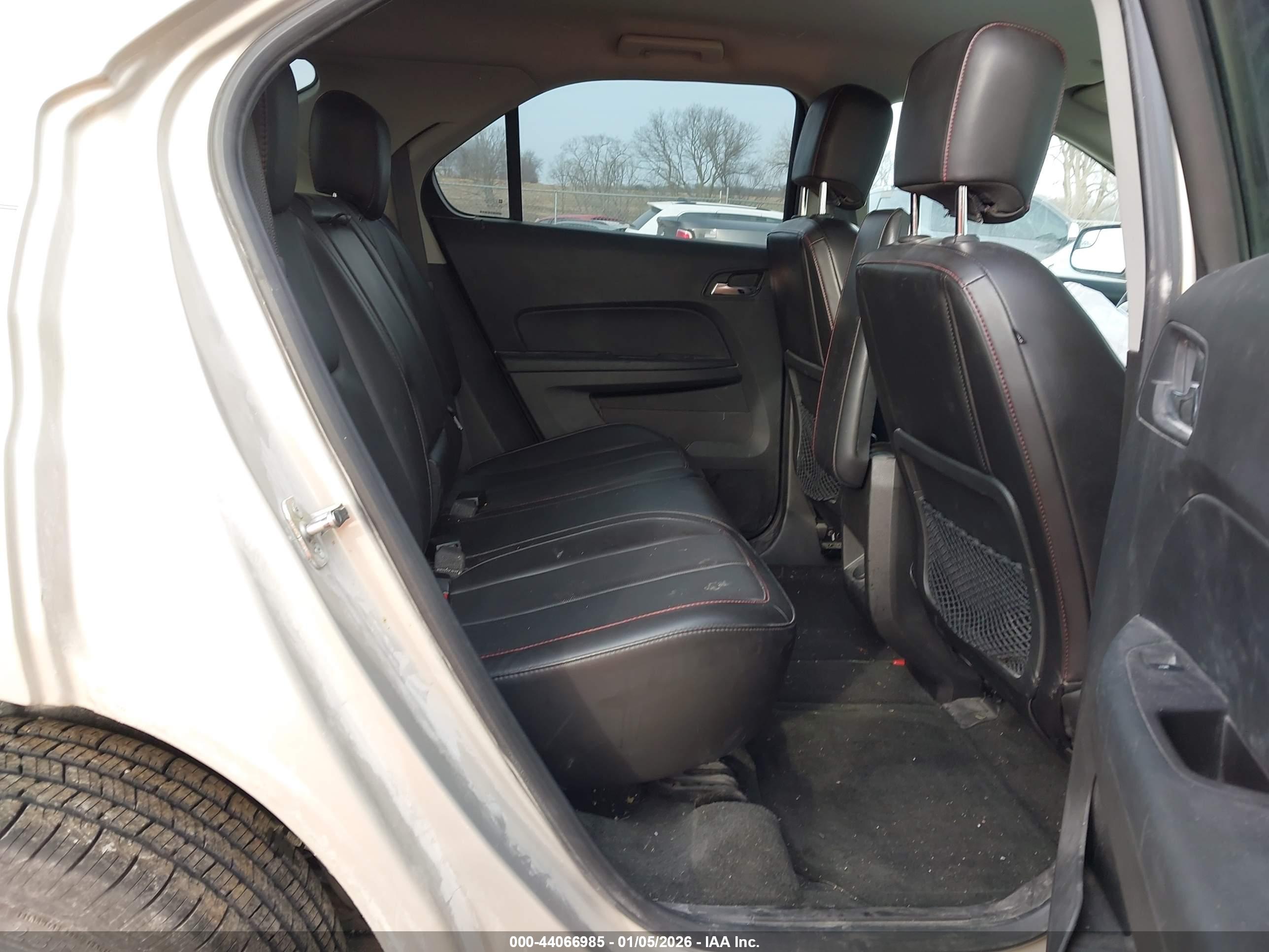 CHEVROLET EQUINOX image 8