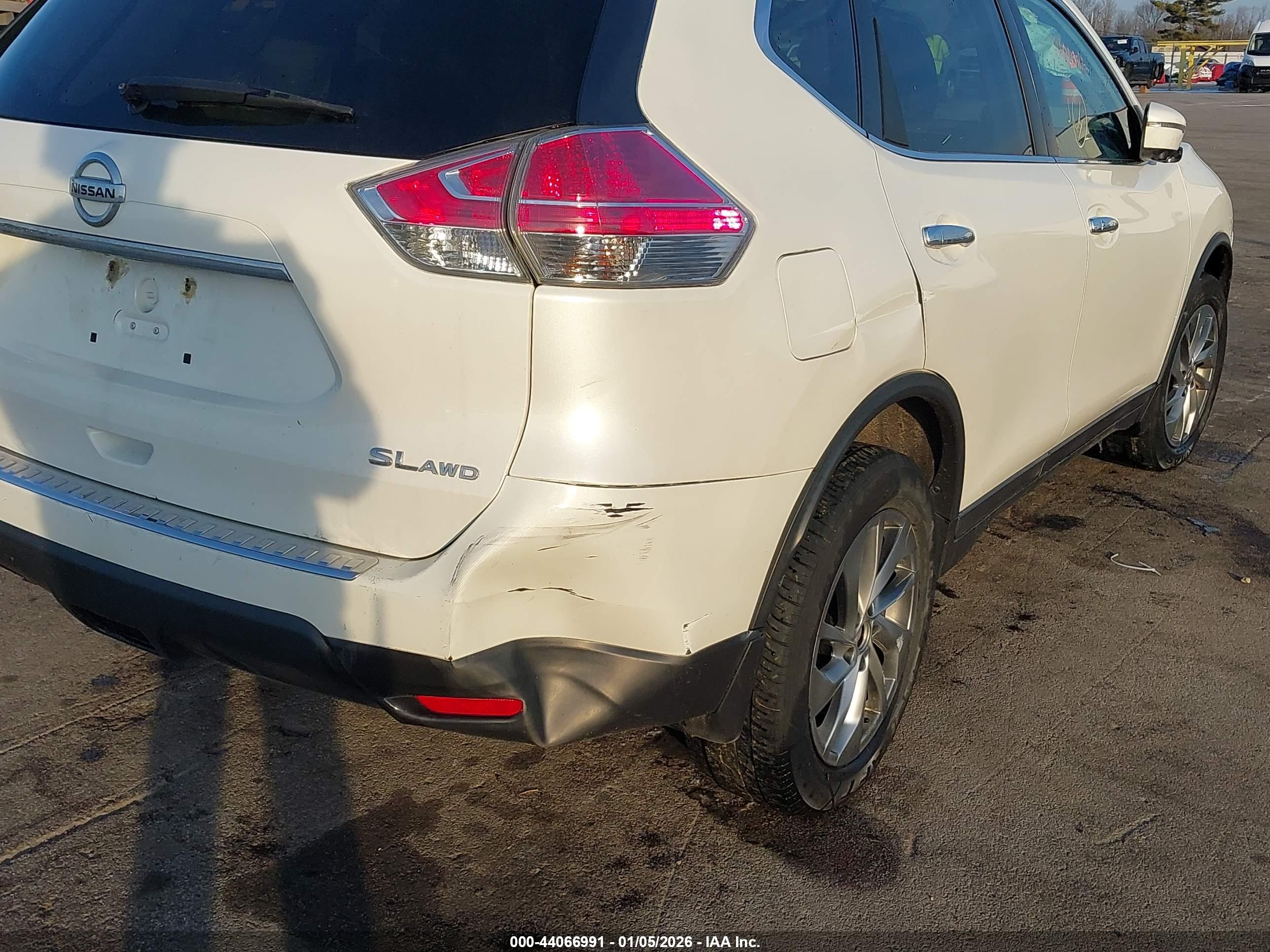 NISSAN ROGUE image 6