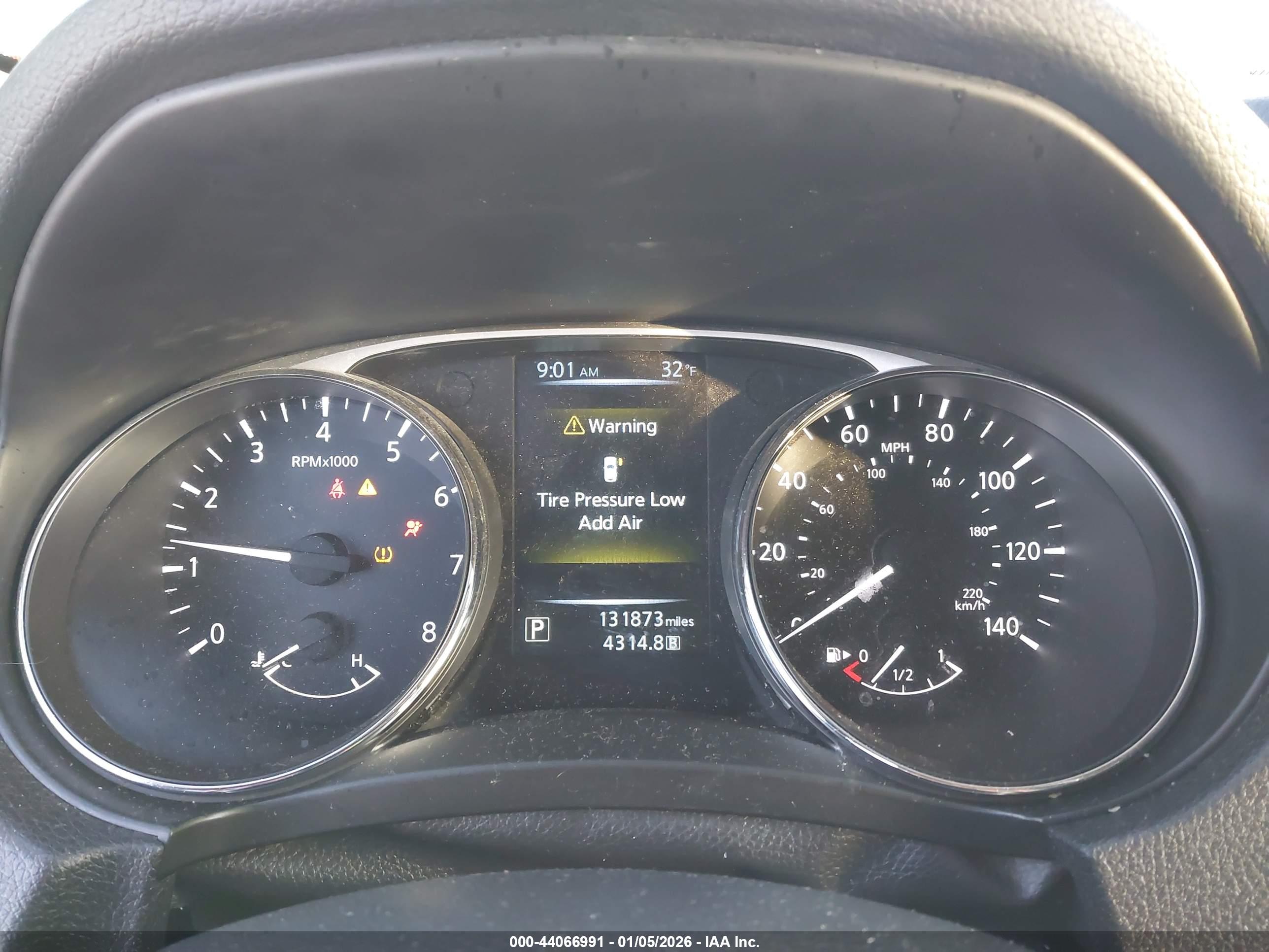 NISSAN ROGUE image 7