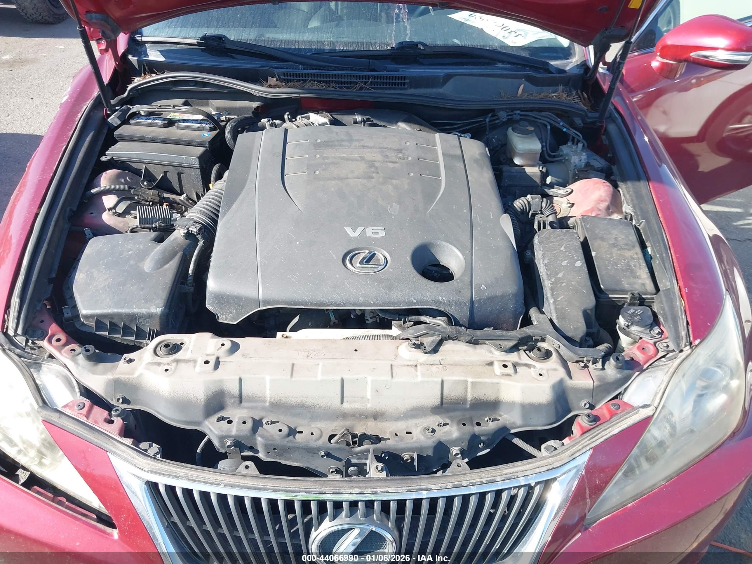 LEXUS IS image 10