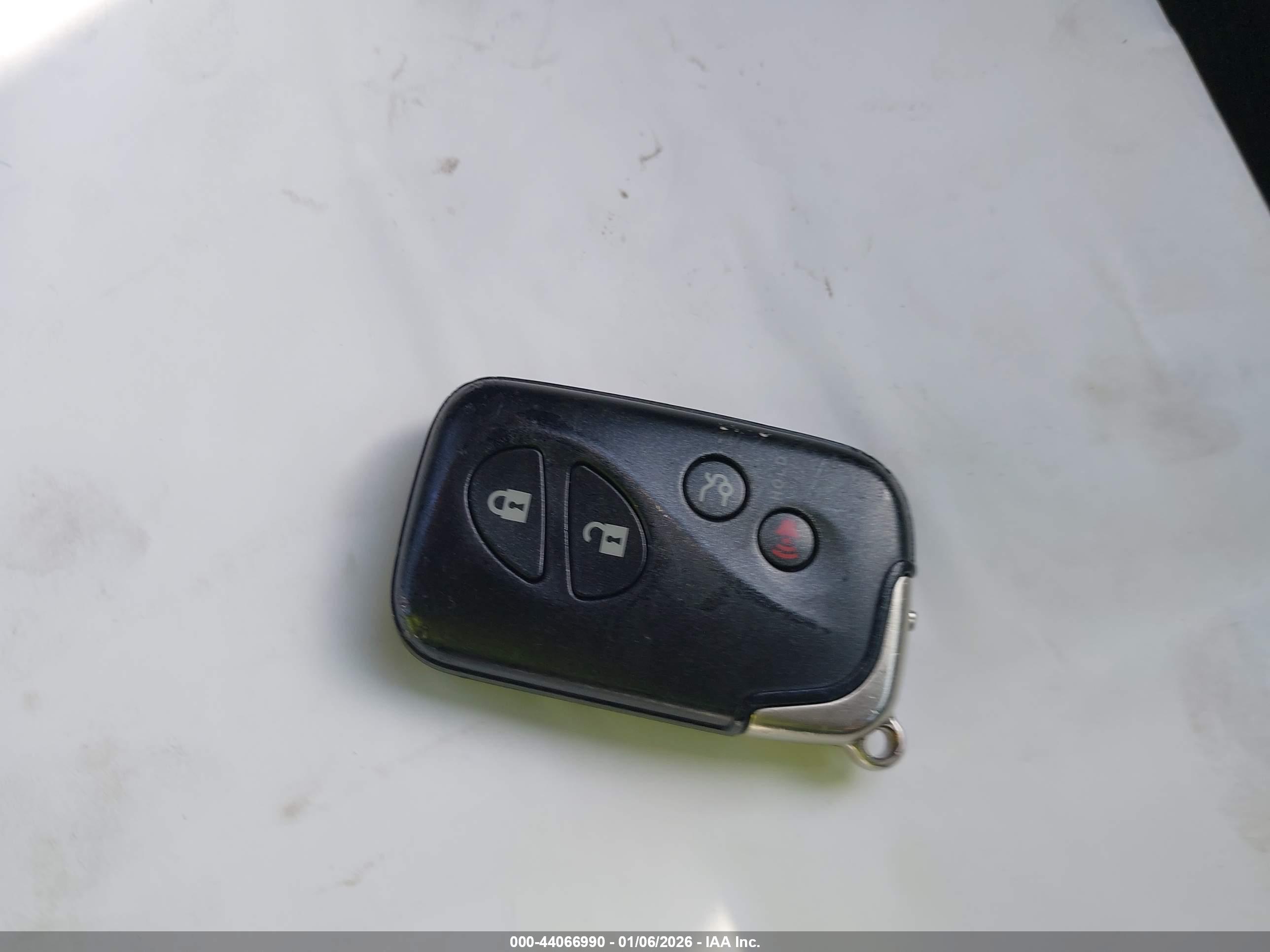 LEXUS IS image 11