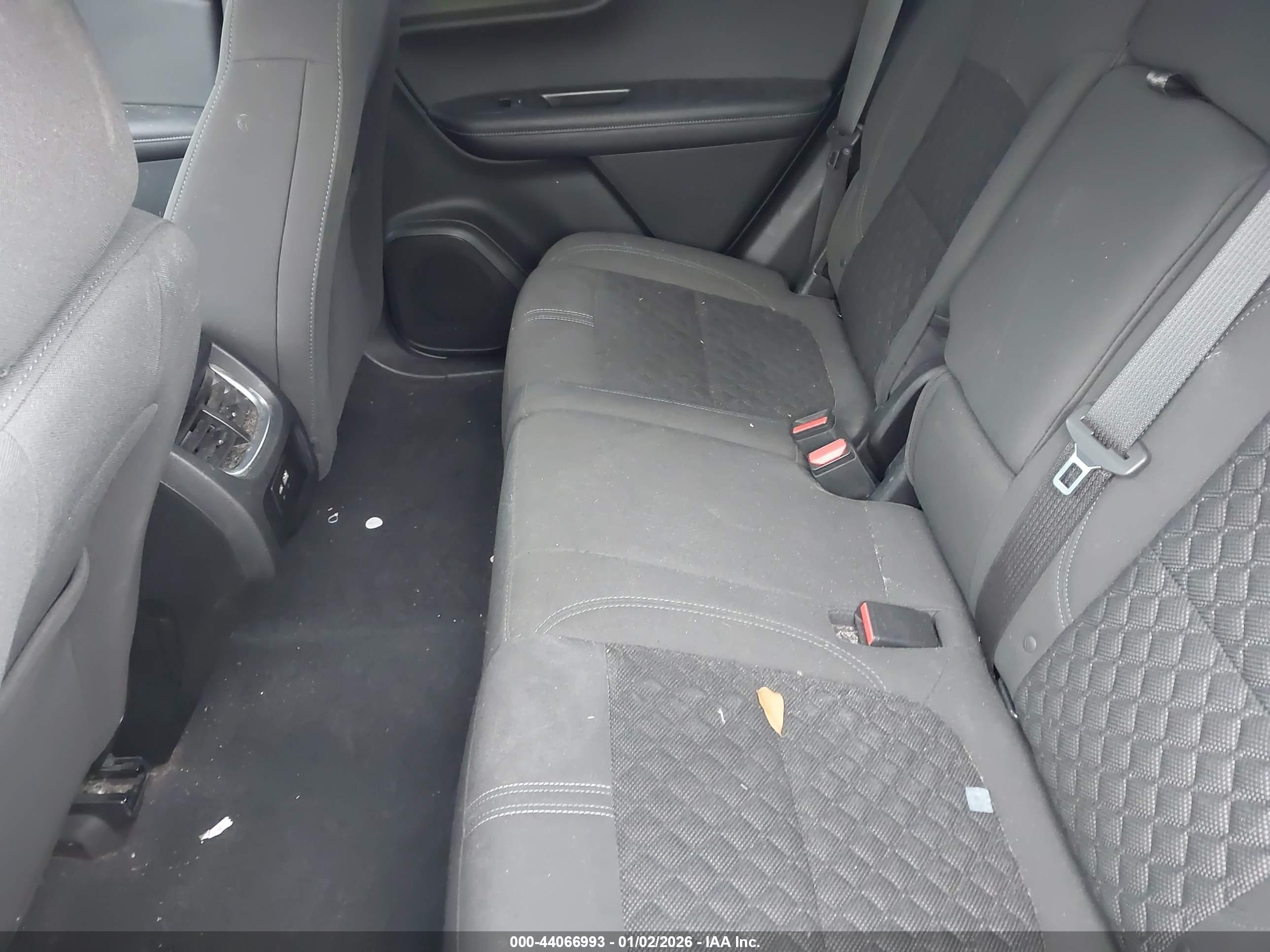 CHEVROLET BLAZER image 8
