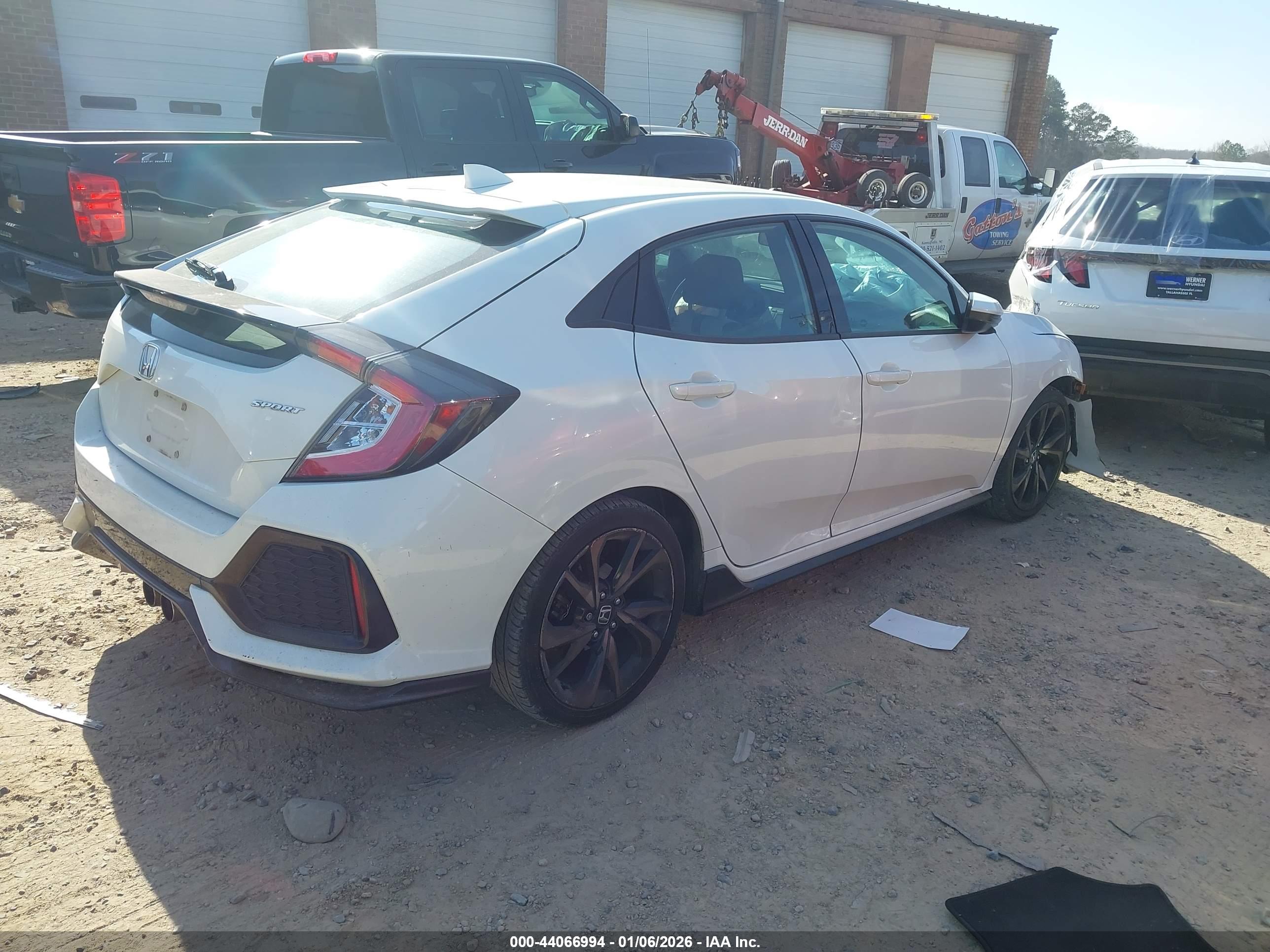 HONDA CIVIC image 4