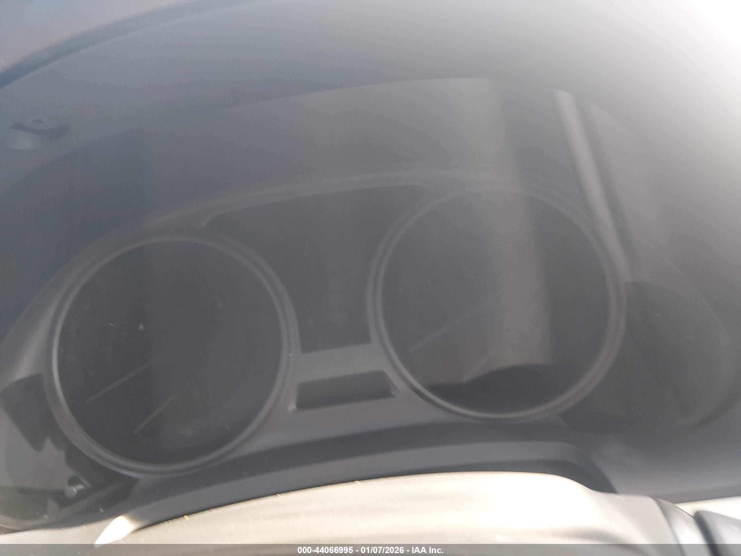 LEXUS IS image 7