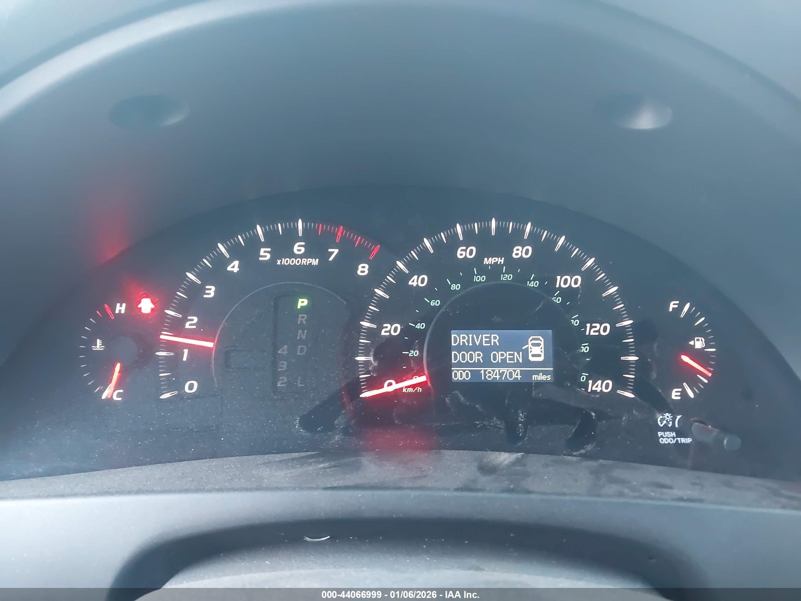 TOYOTA CAMRY image 7