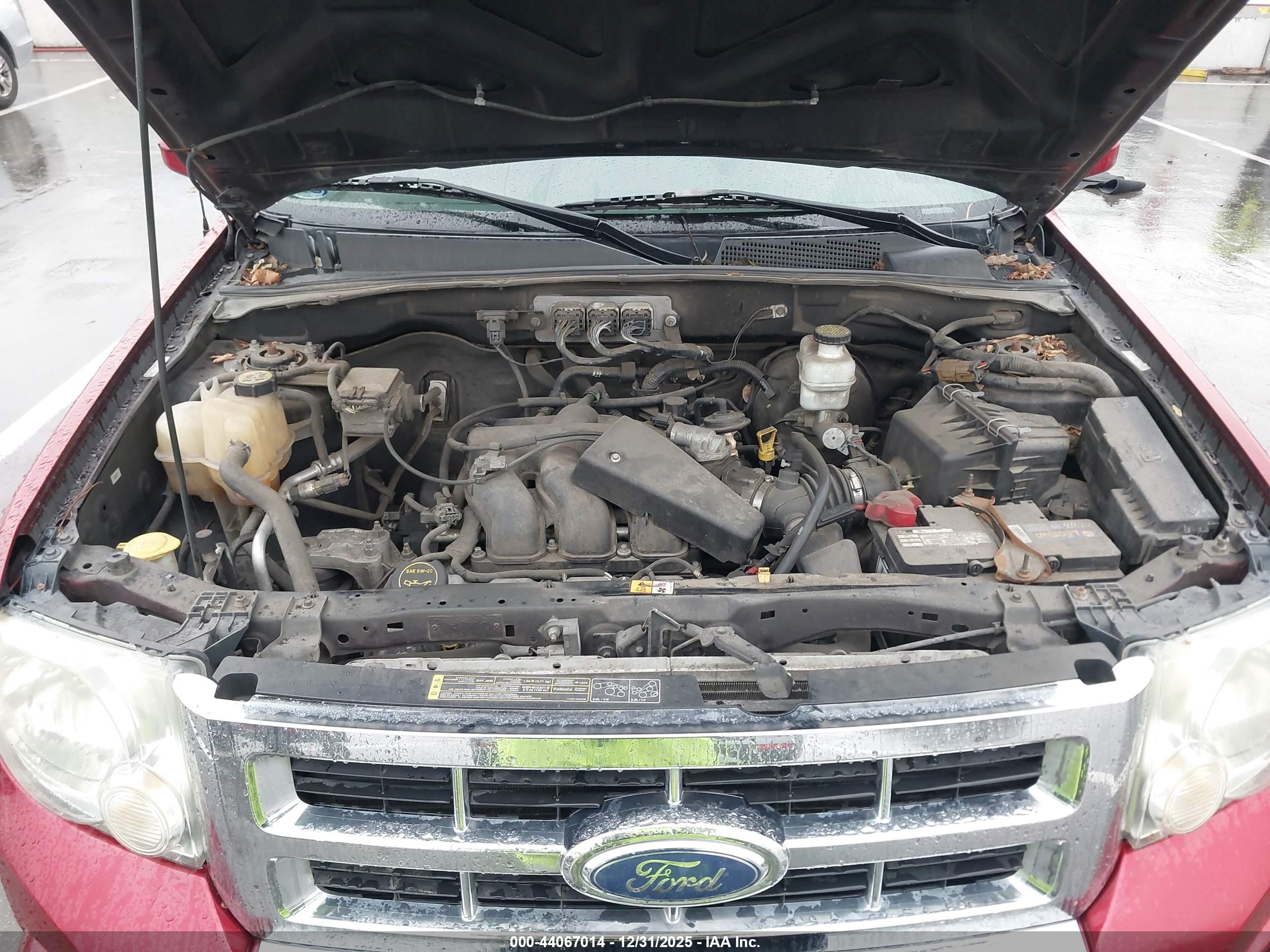 FORD ESCAPE image 10