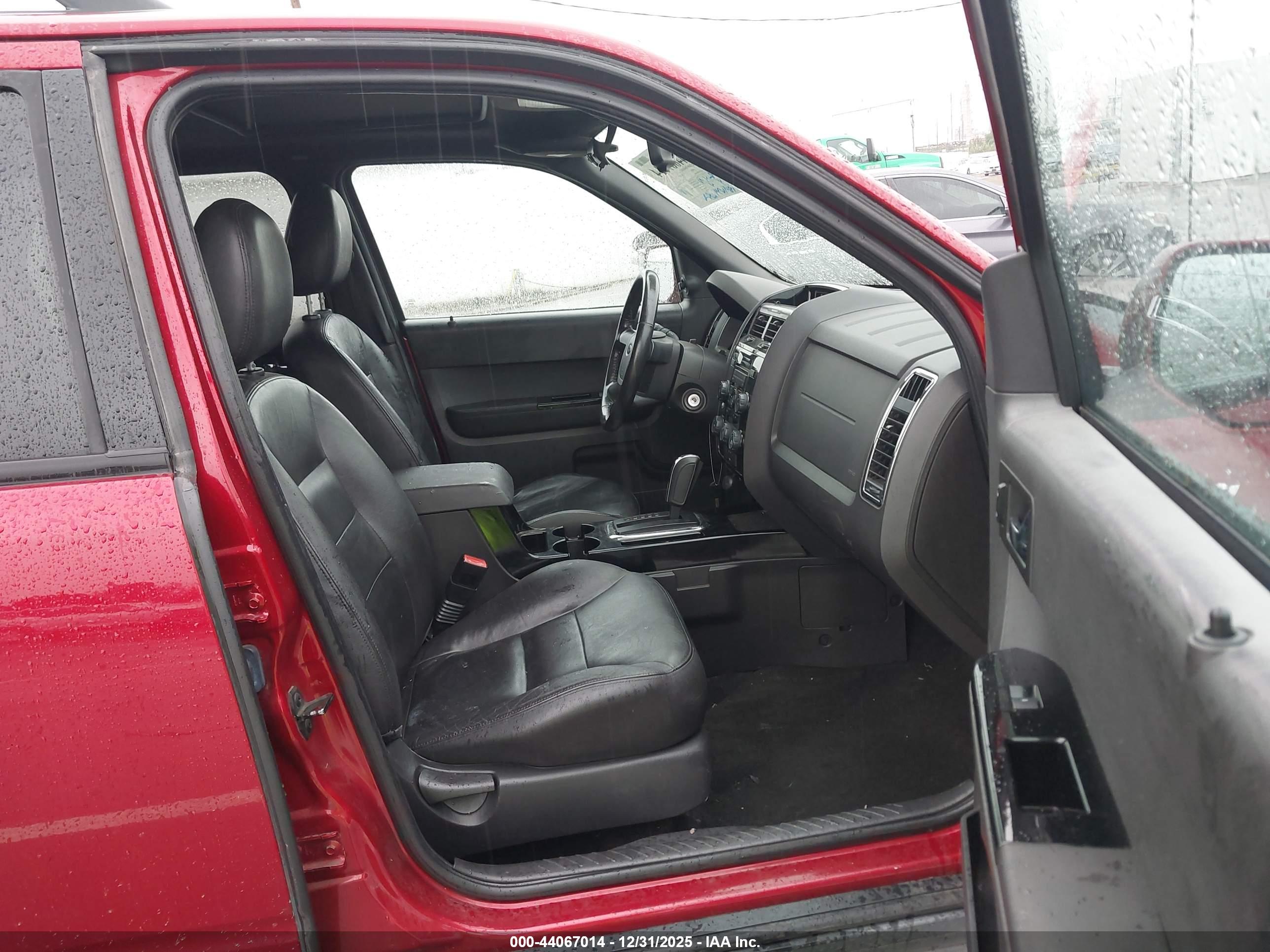 FORD ESCAPE image 5