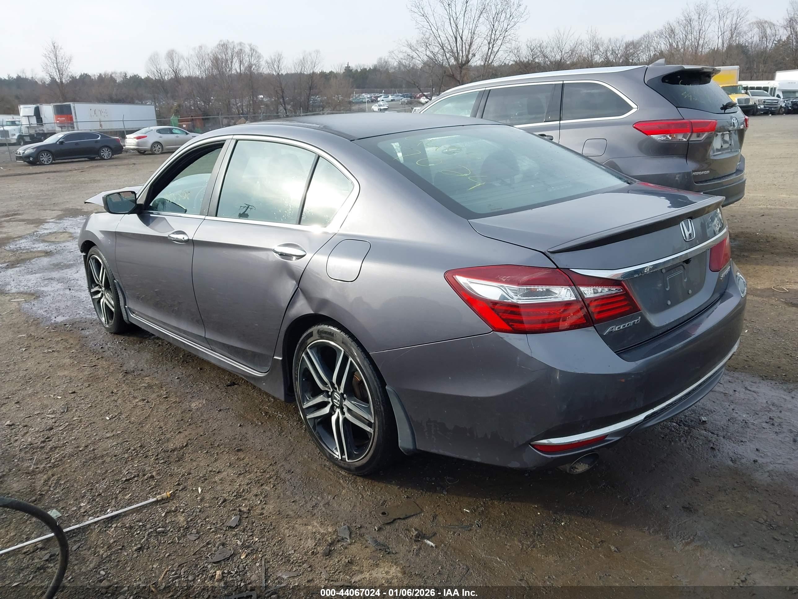 HONDA ACCORD image 3