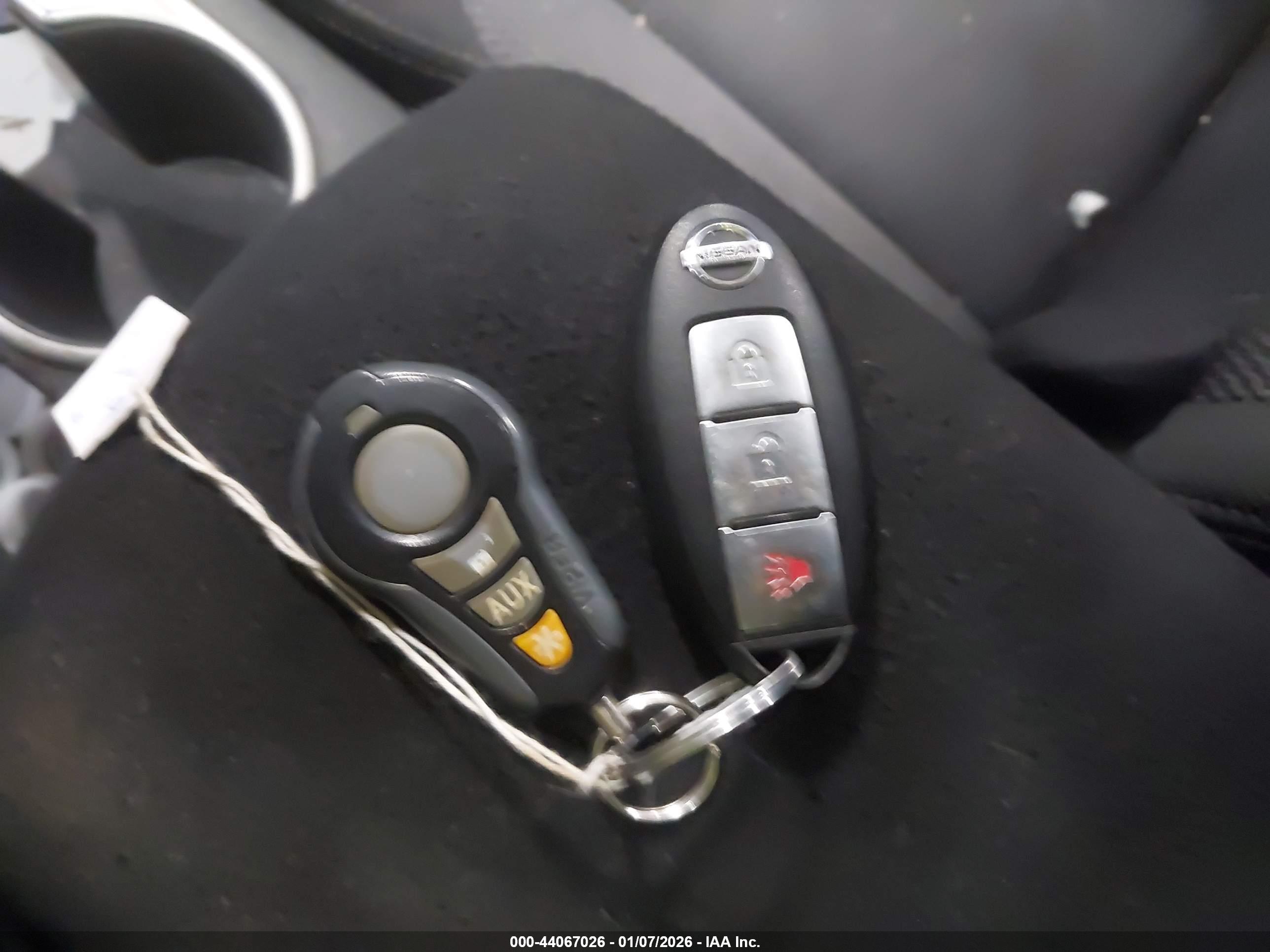 NISSAN ROGUE image 11