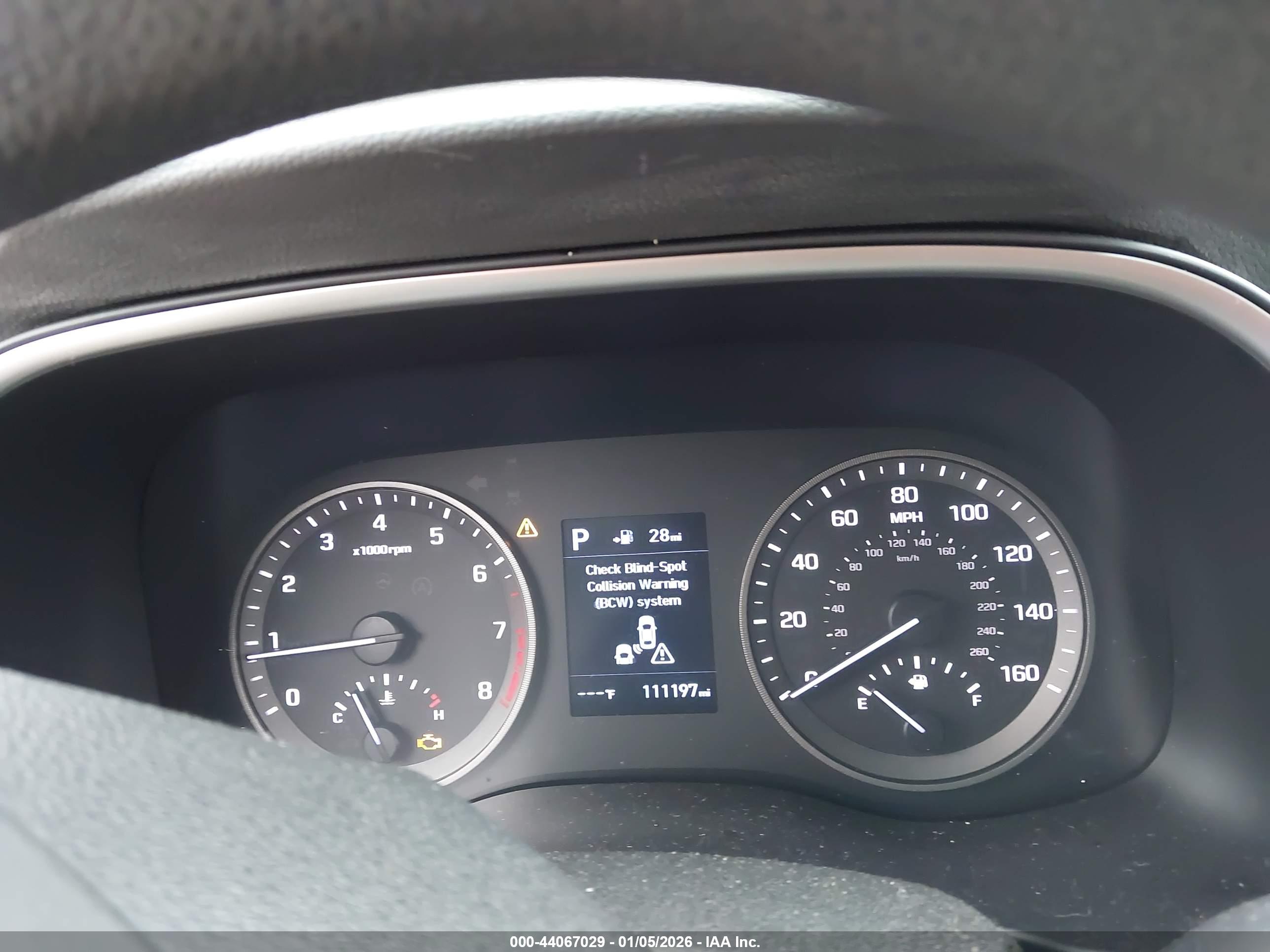 HYUNDAI TUCSON image 7