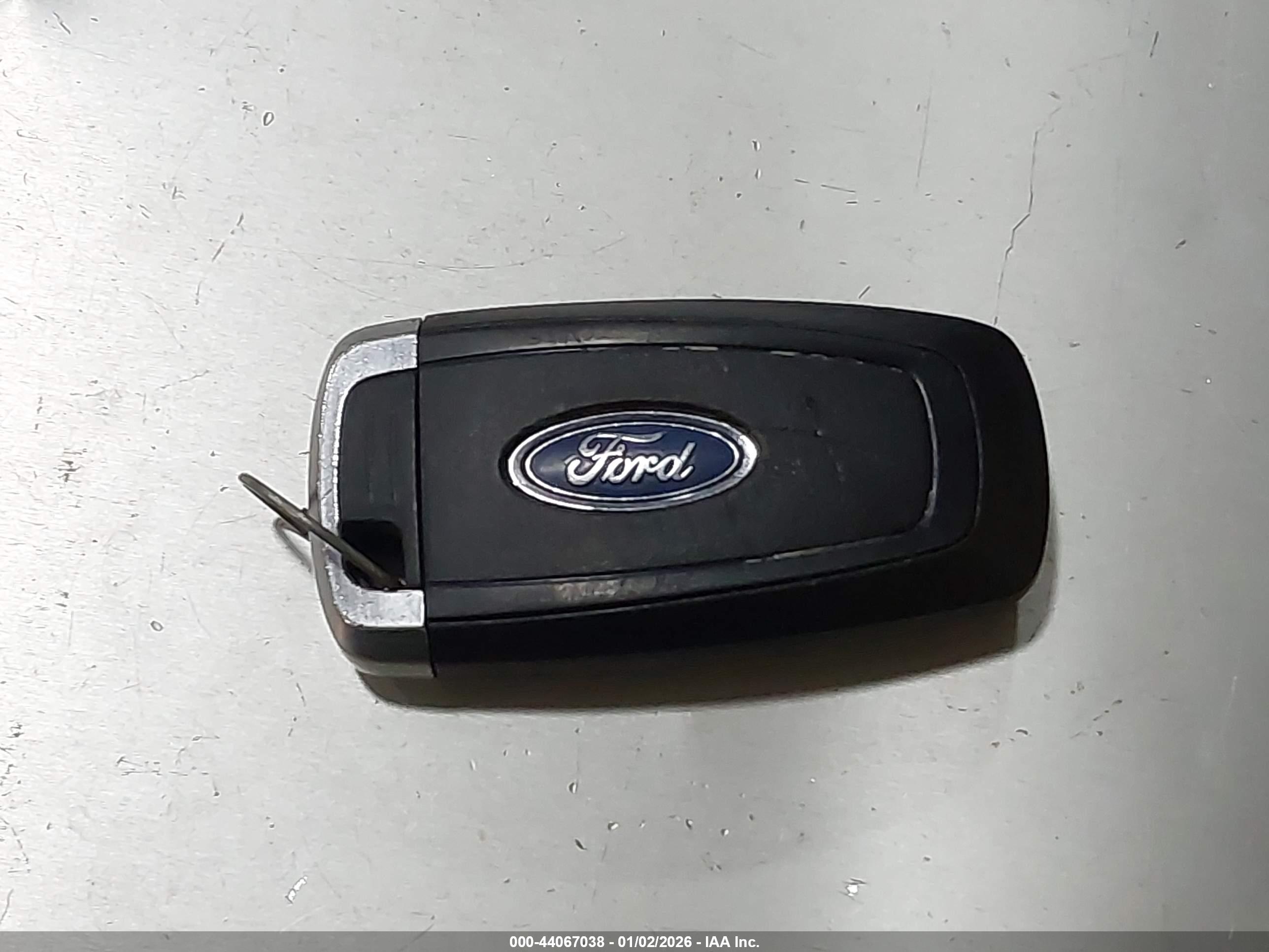 FORD ESCAPE image 11