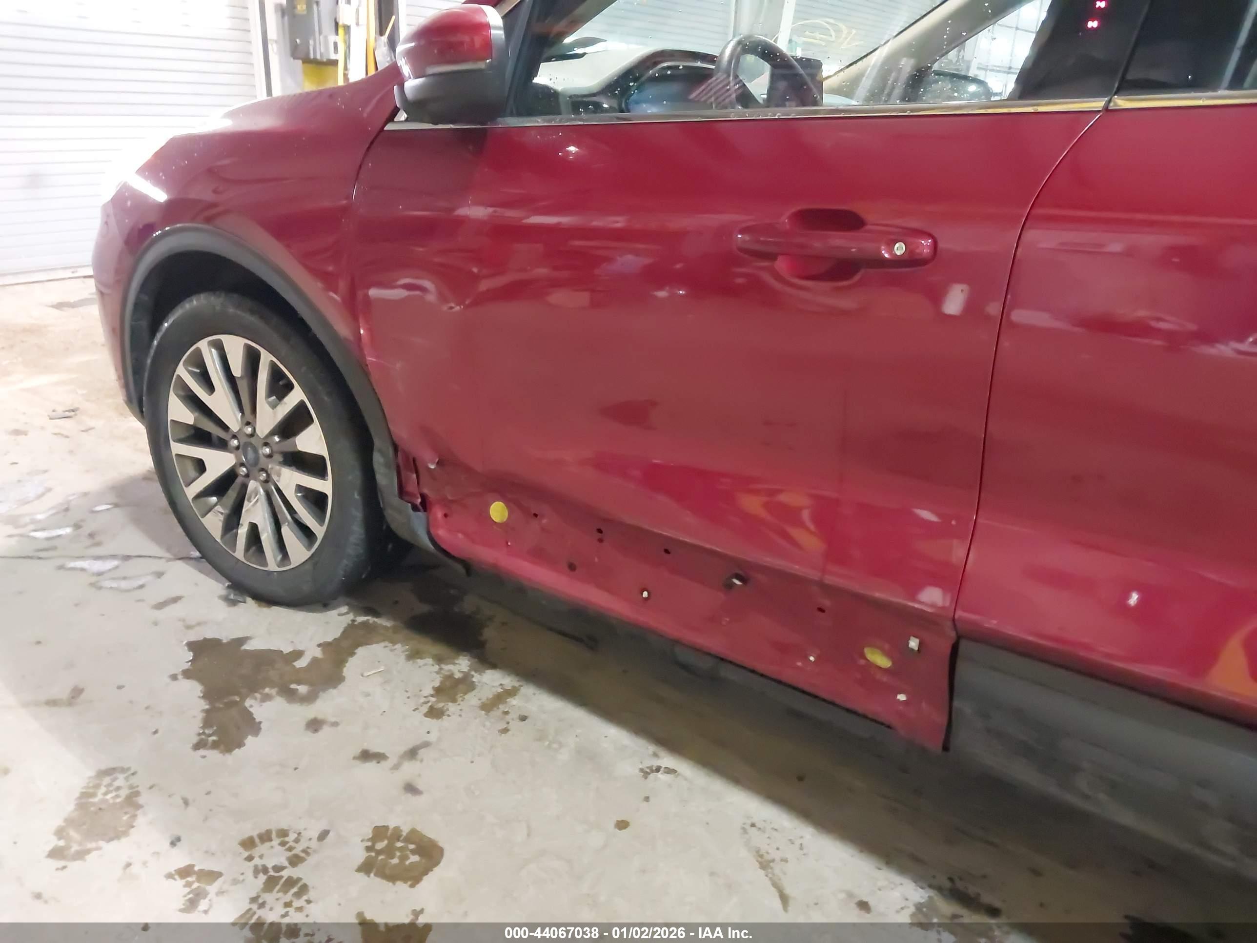 FORD ESCAPE image 6