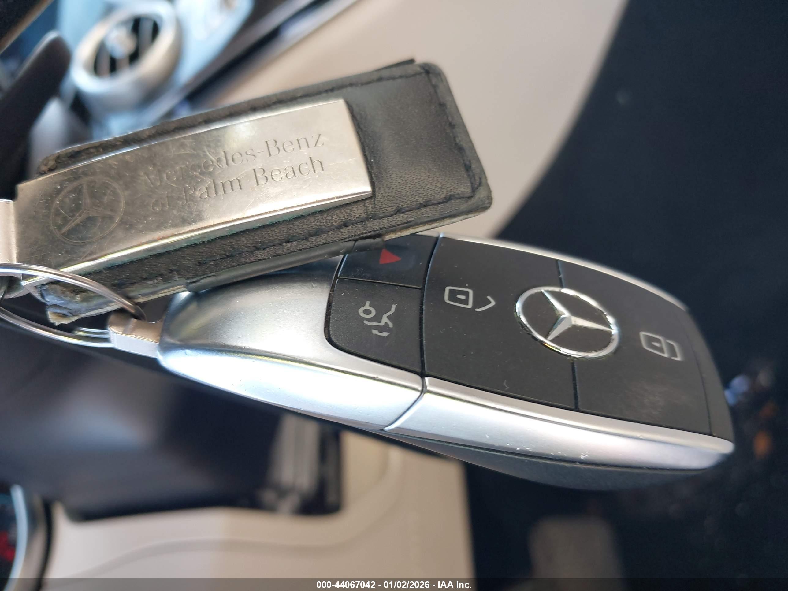MERCEDES-BENZ C image 11