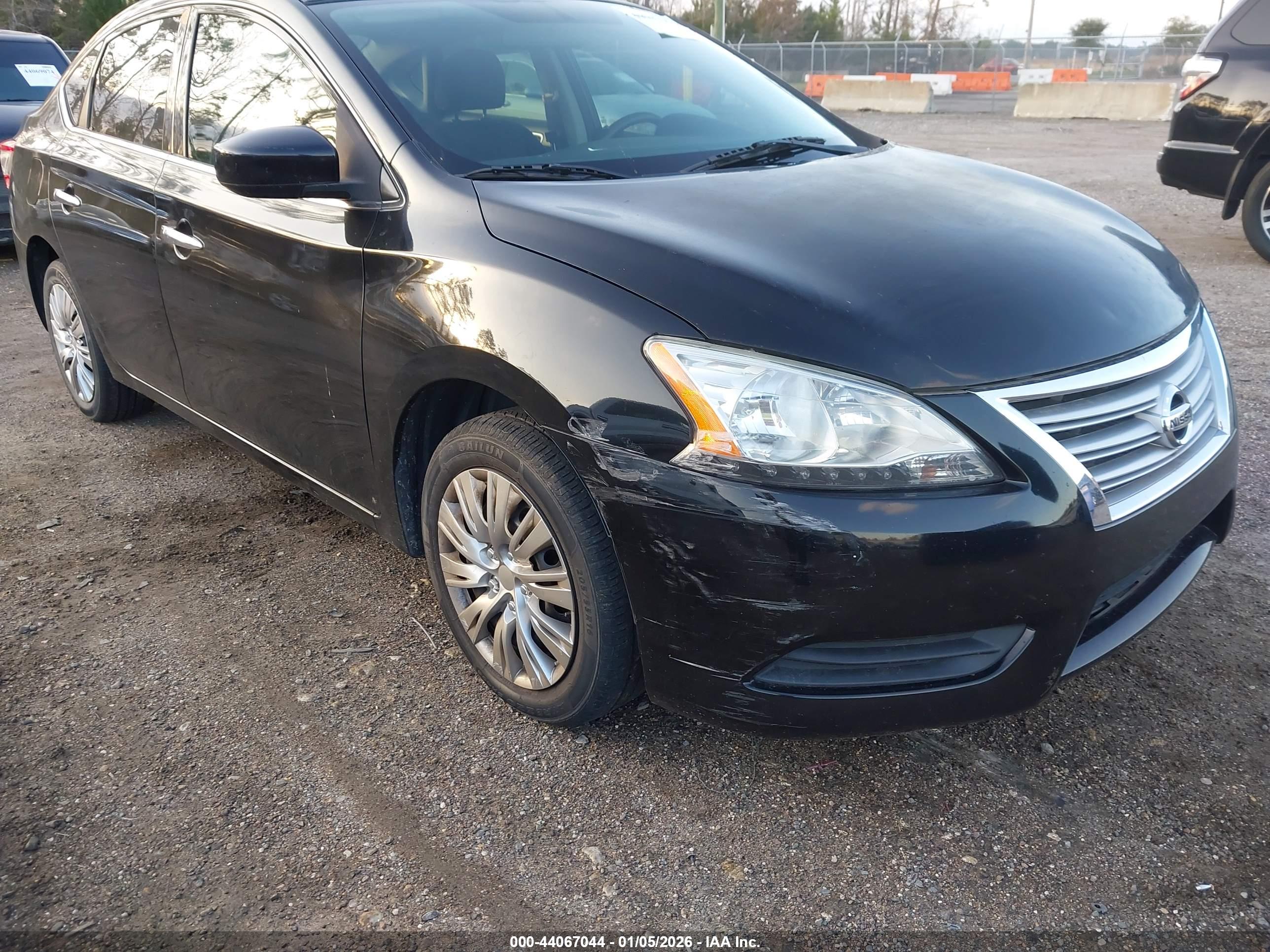 NISSAN SENTRA image 6