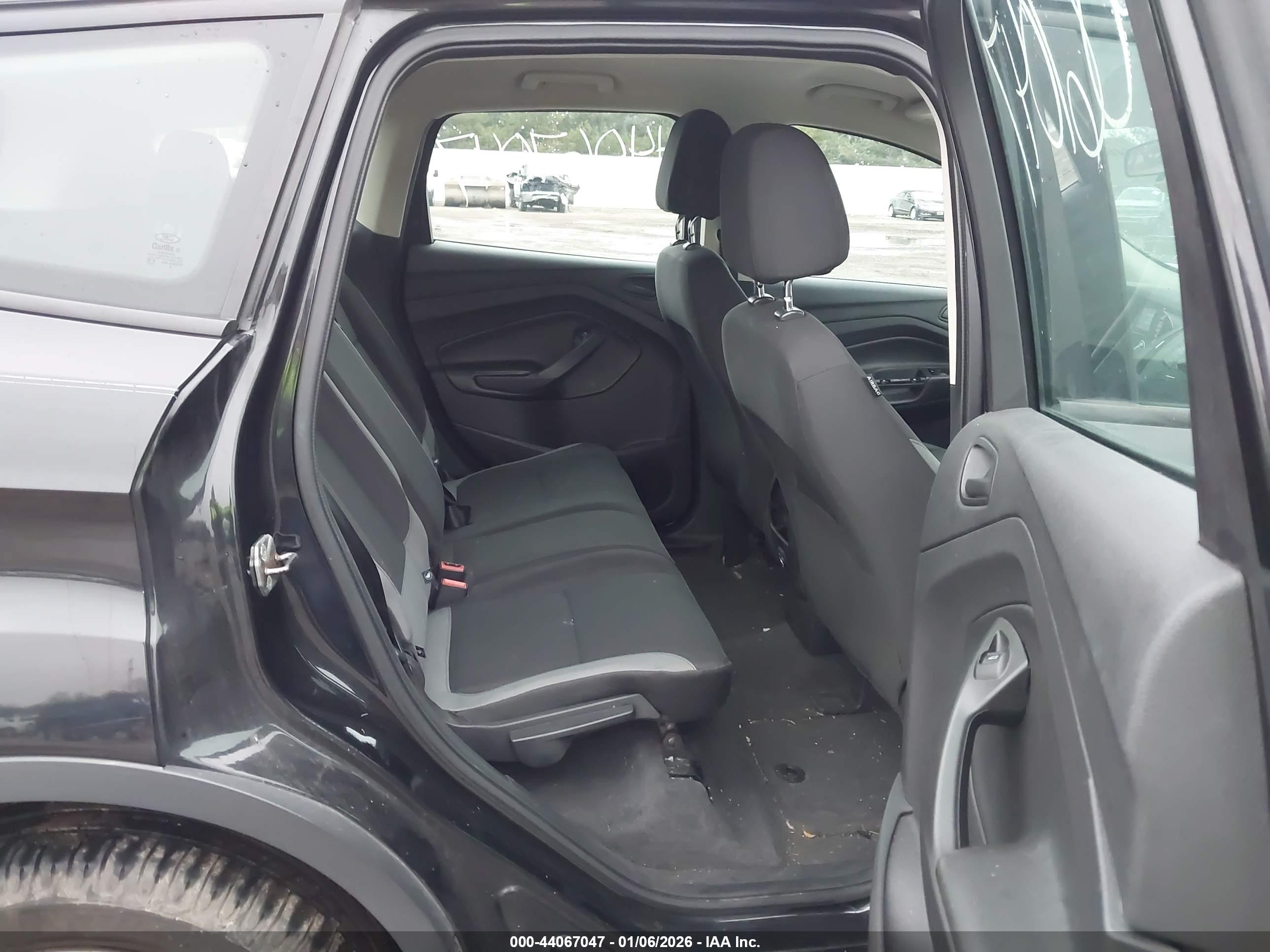 FORD ESCAPE image 8