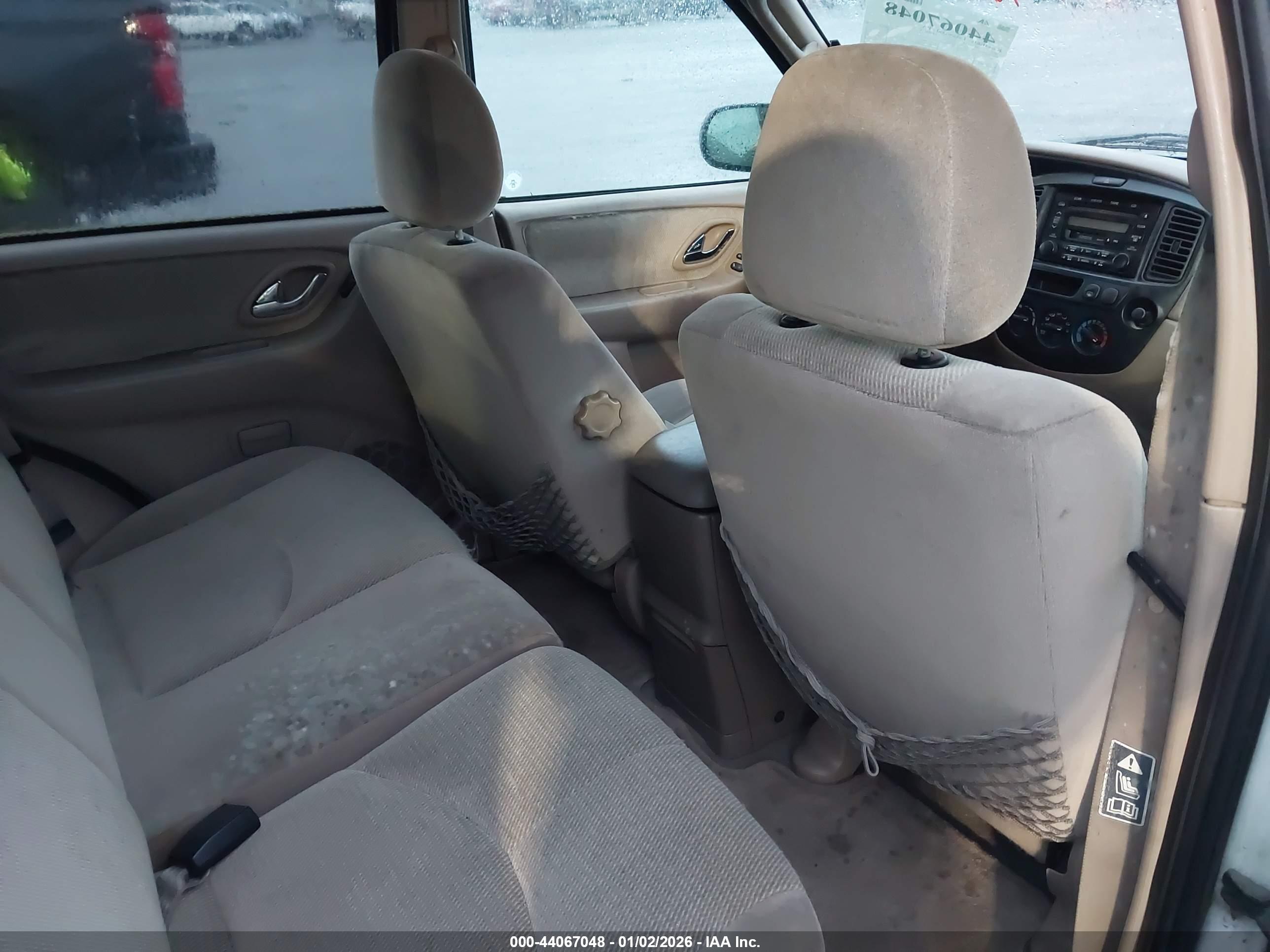 MAZDA TRIBUTE image 6
