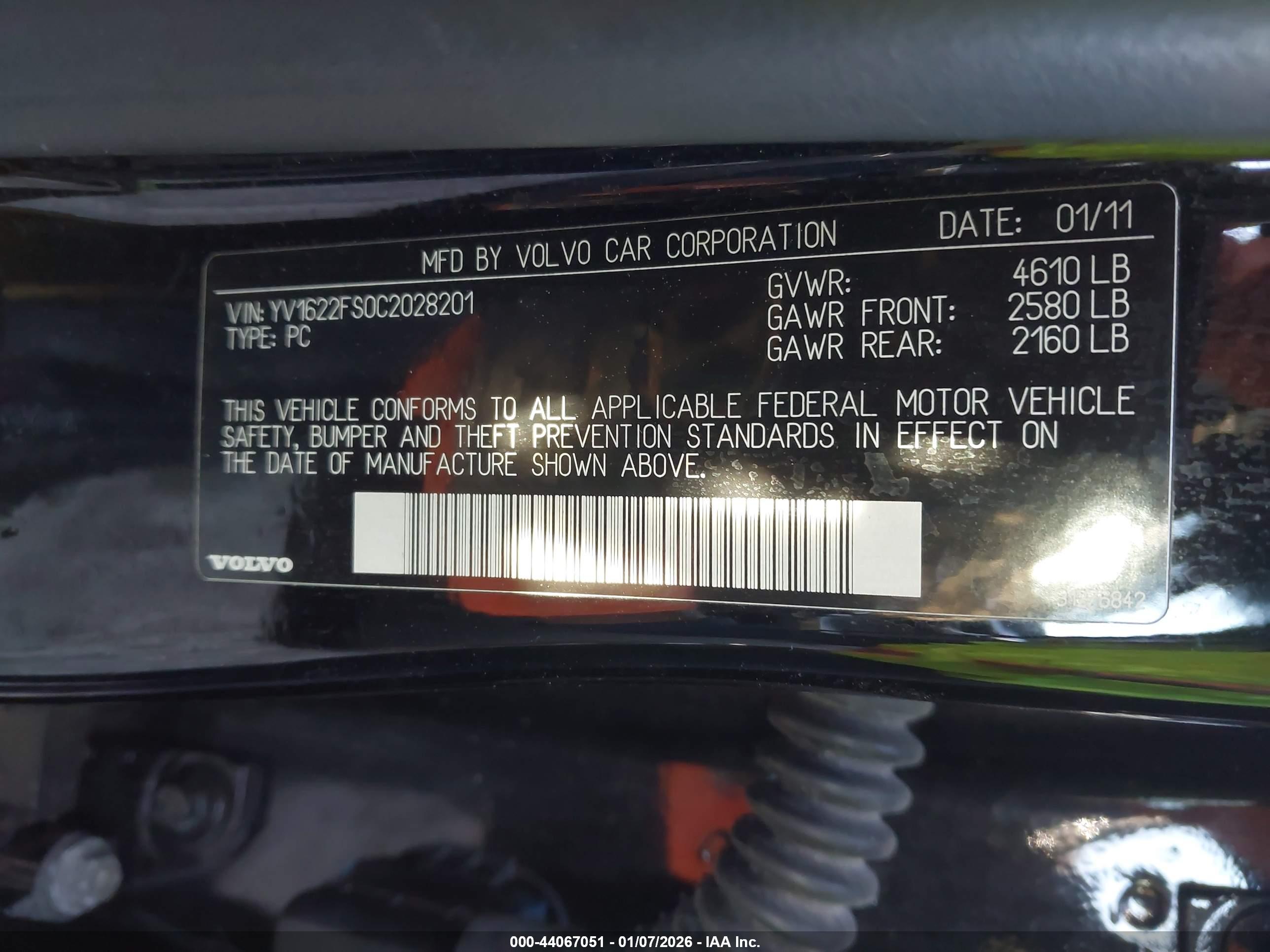 VOLVO S60 image 9