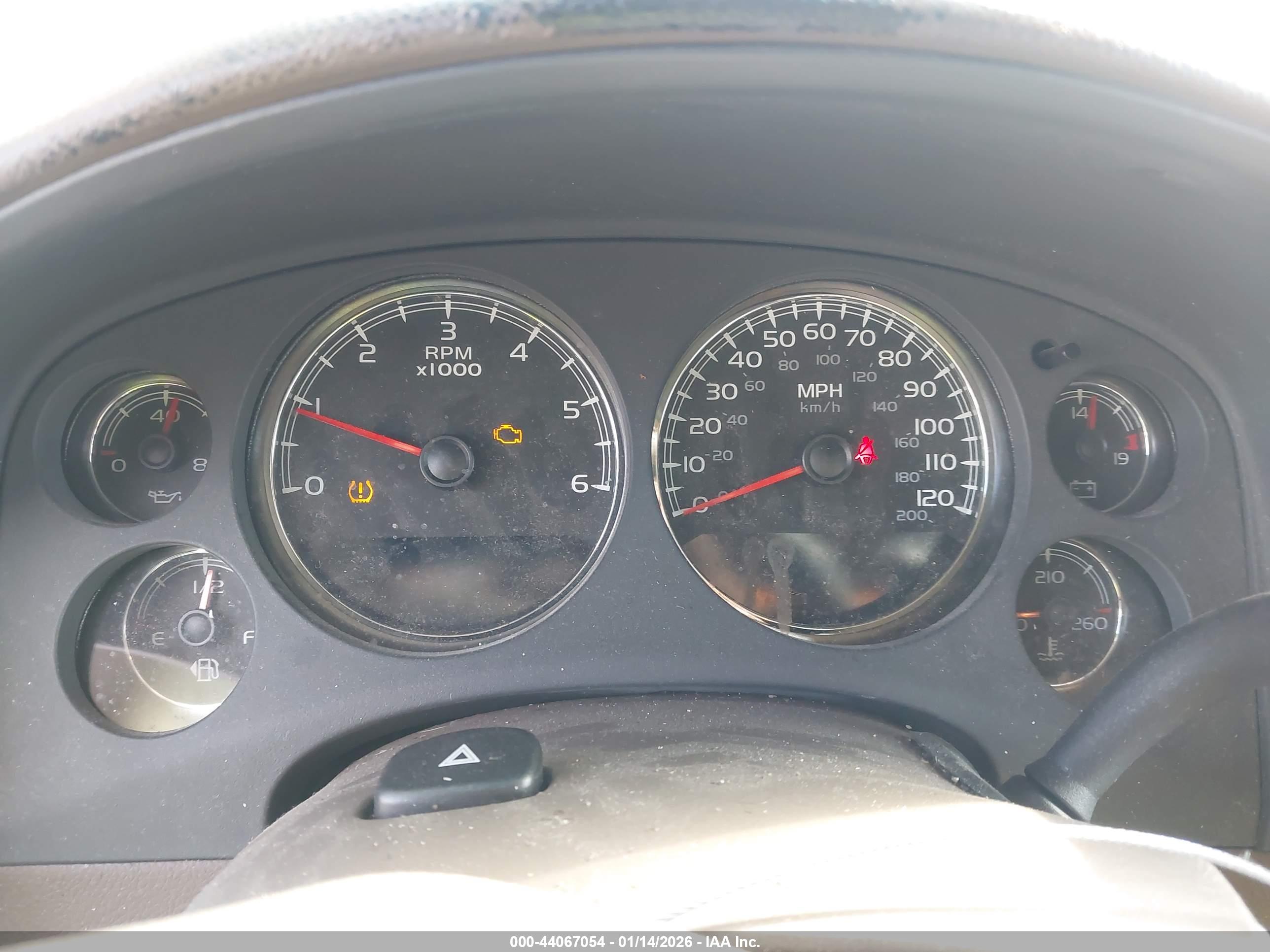 GMC YUKON image 7