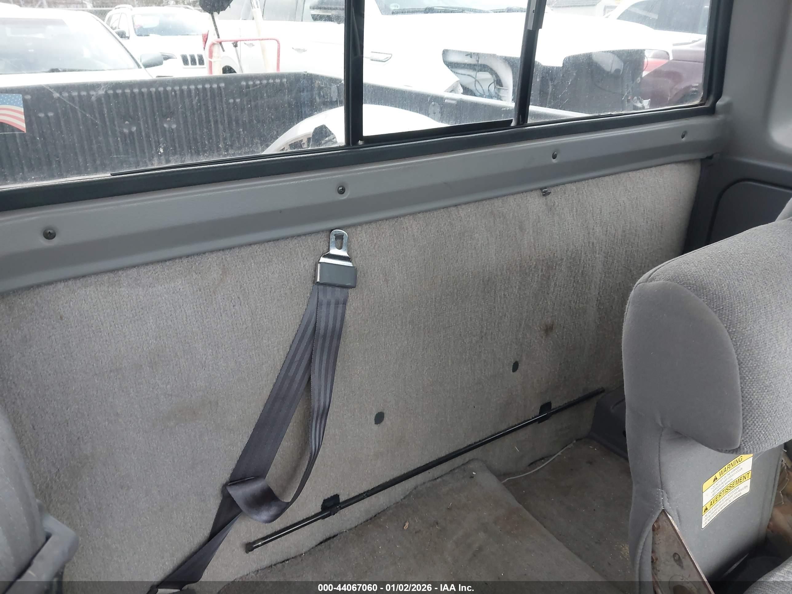 NISSAN FRONTIER image 8