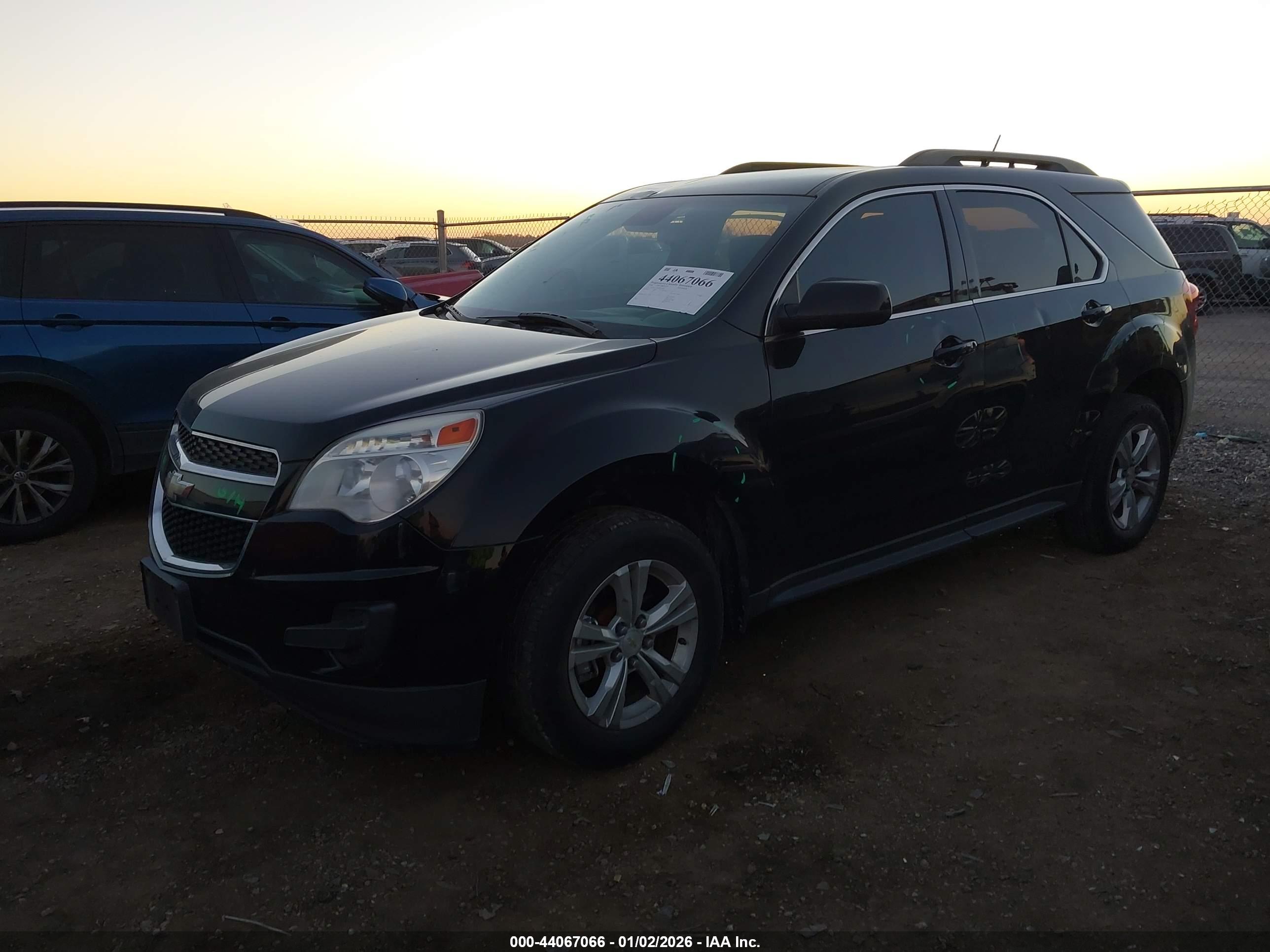 CHEVROLET EQUINOX image 2