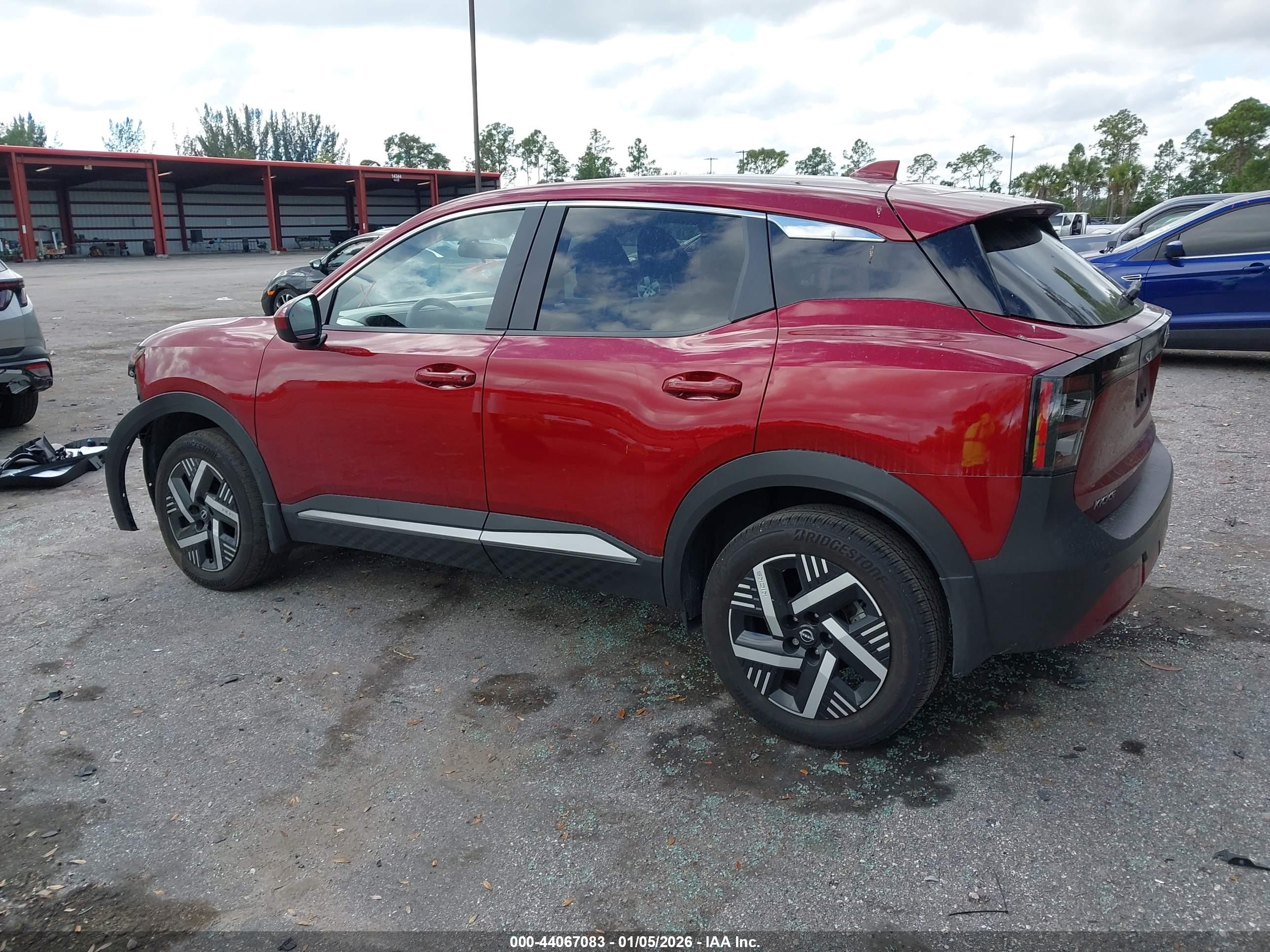 NISSAN KICKS image 3