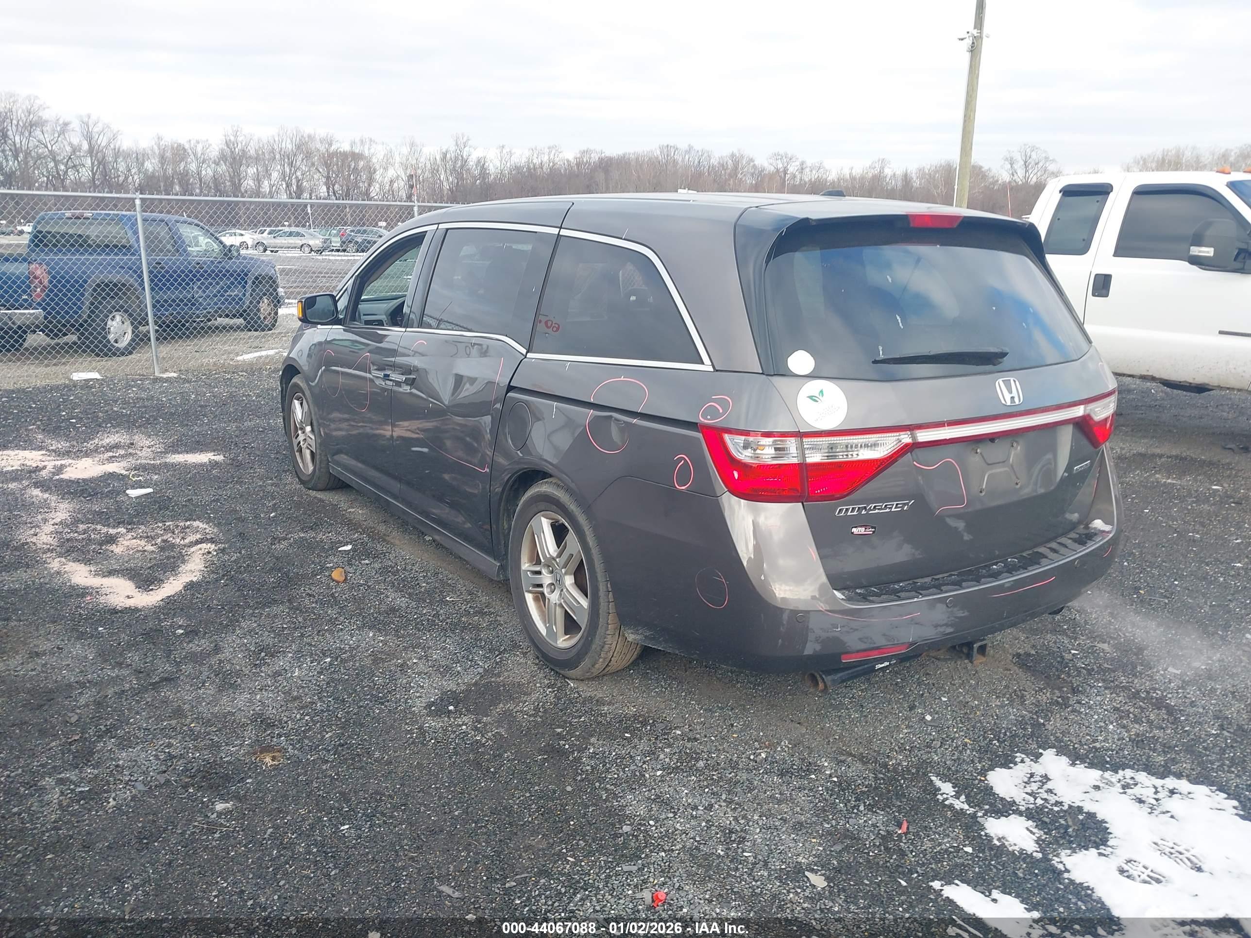 HONDA ODYSSEY image 3