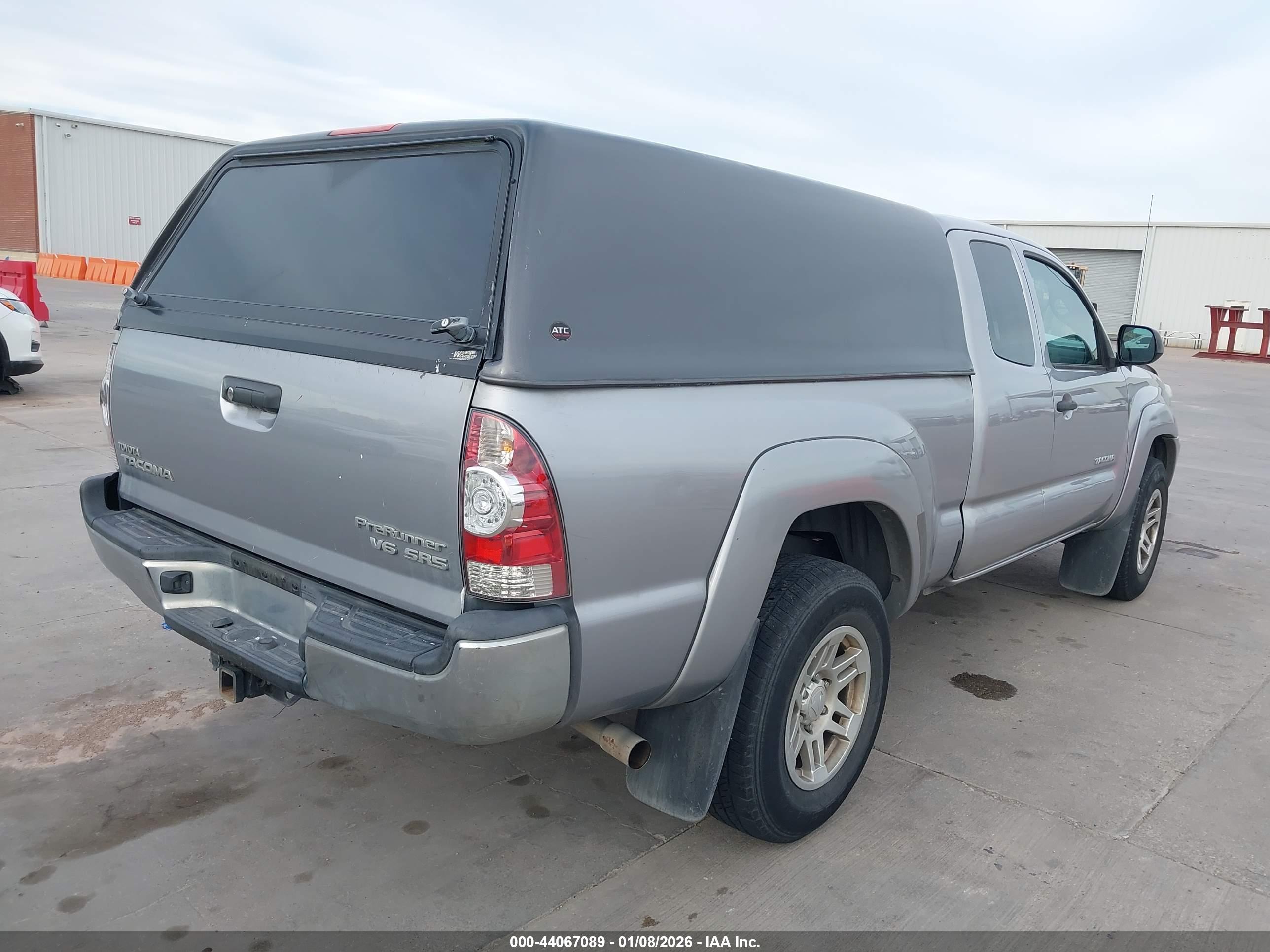 TOYOTA TACOMA image 4