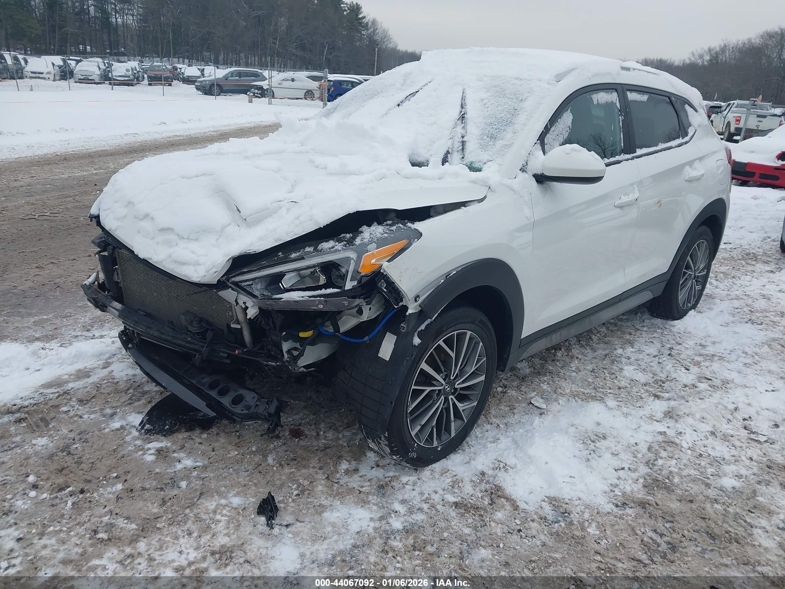 HYUNDAI TUCSON image 2