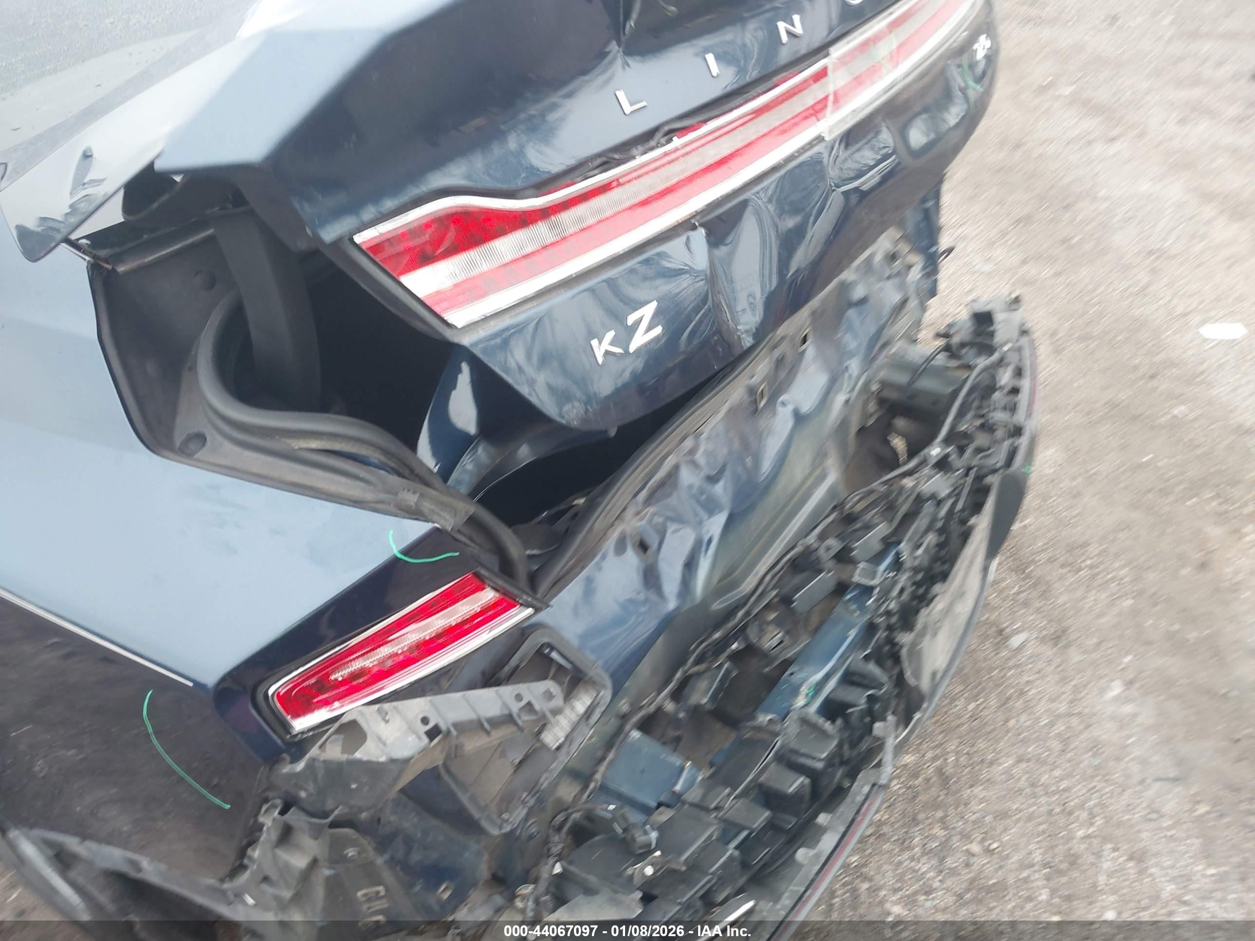 LINCOLN MKZ image 6