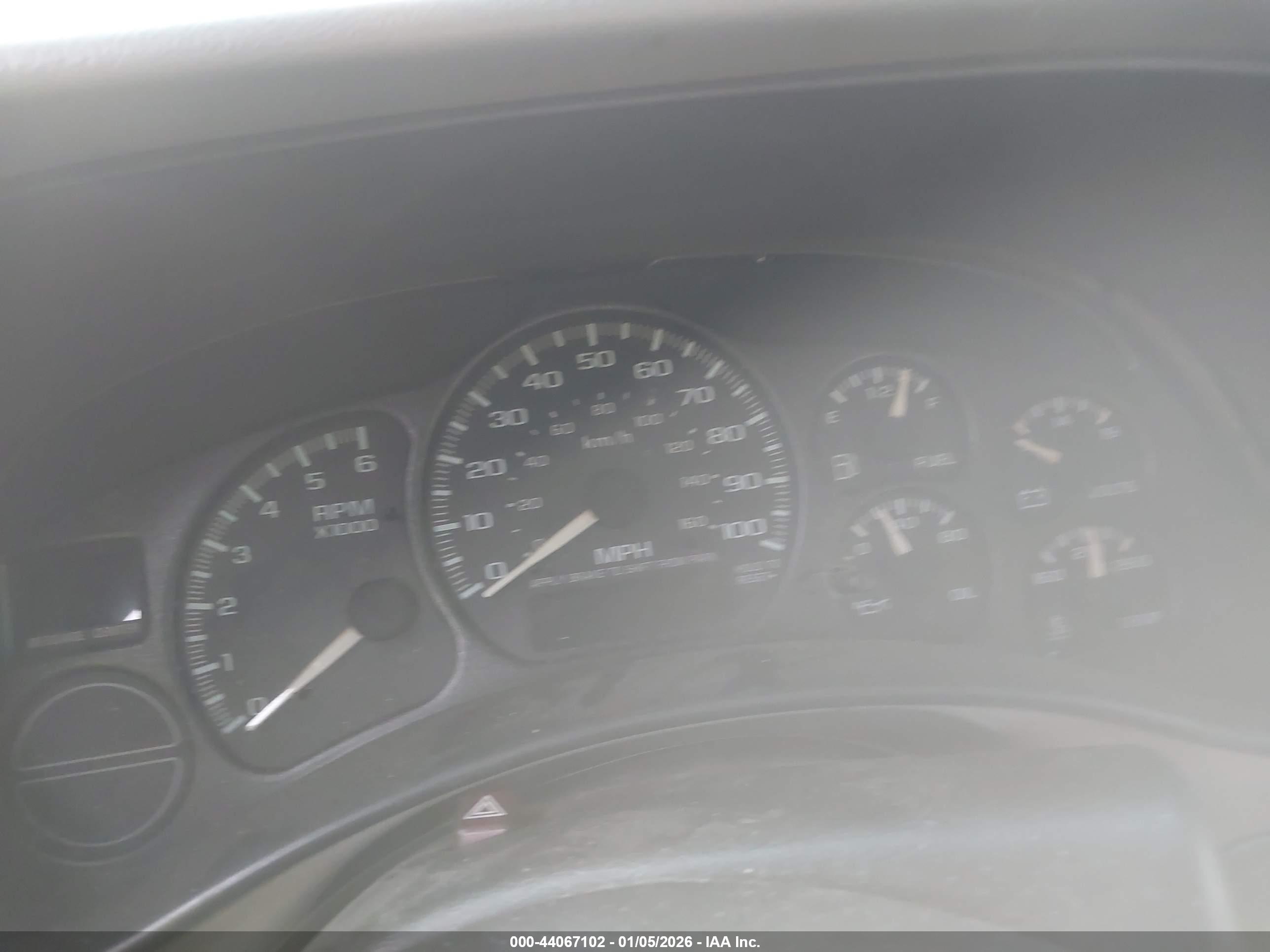 CHEVROLET TAHOE image 7