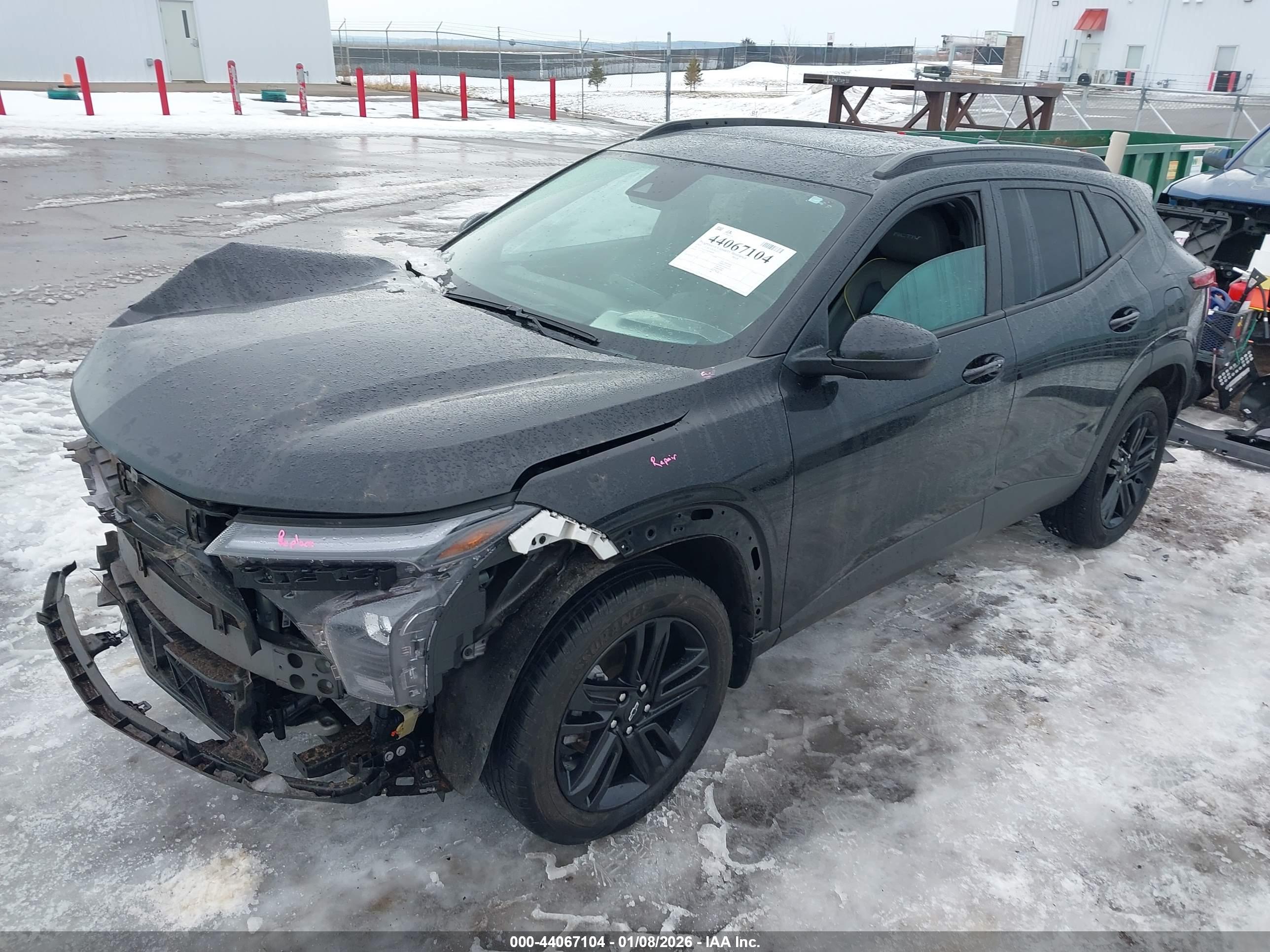 CHEVROLET TRAX image 2