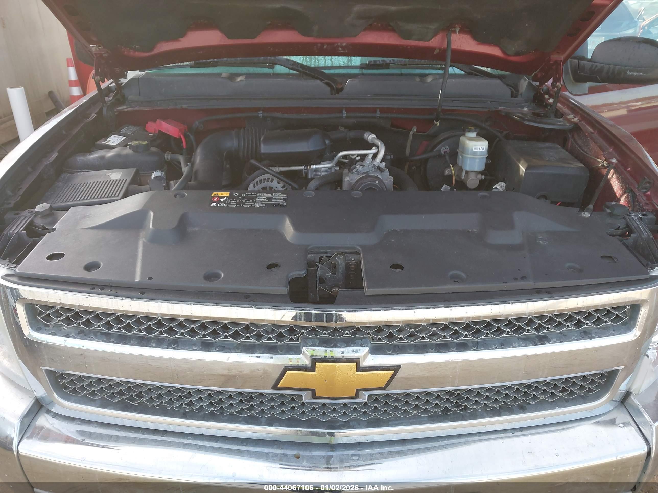 CHEVROLET SILVERADO image 10