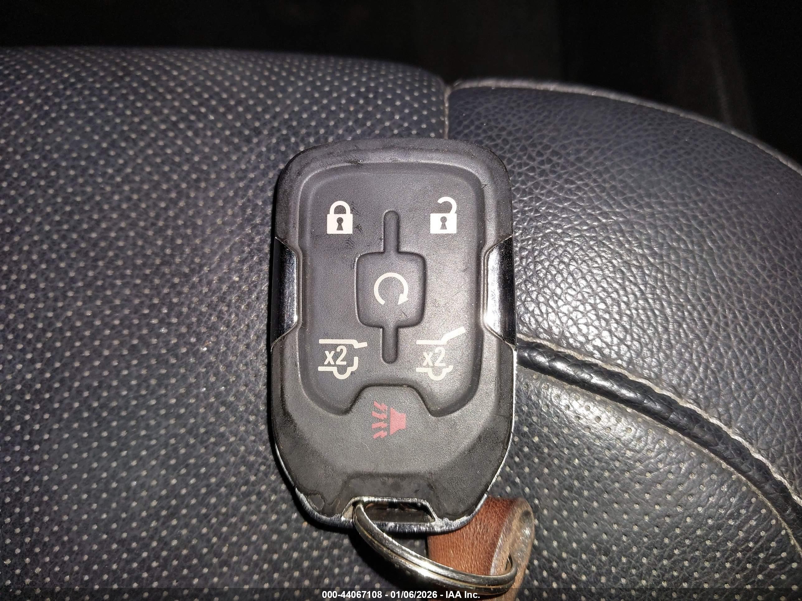 GMC YUKON image 11