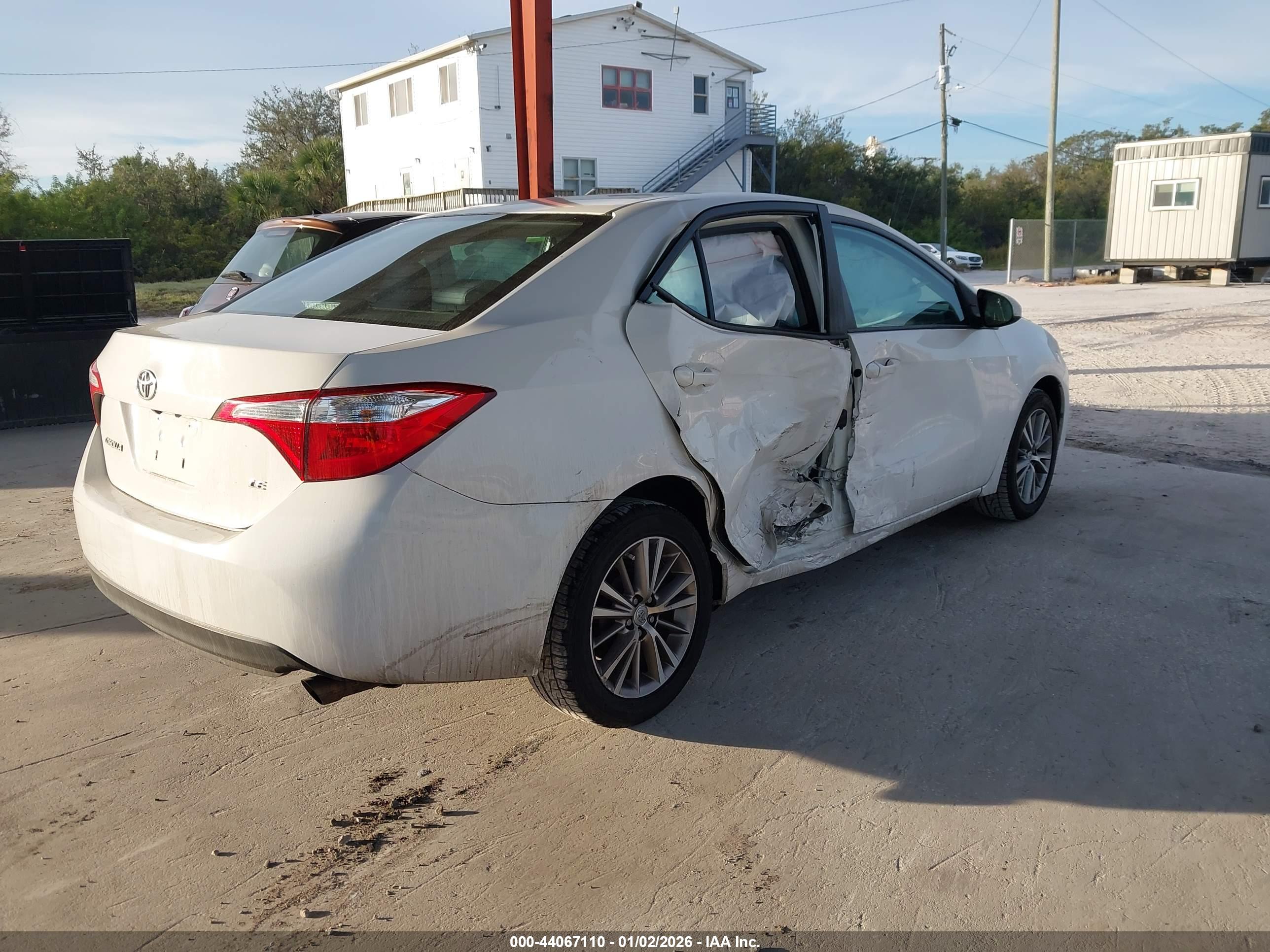 TOYOTA COROLLA image 4
