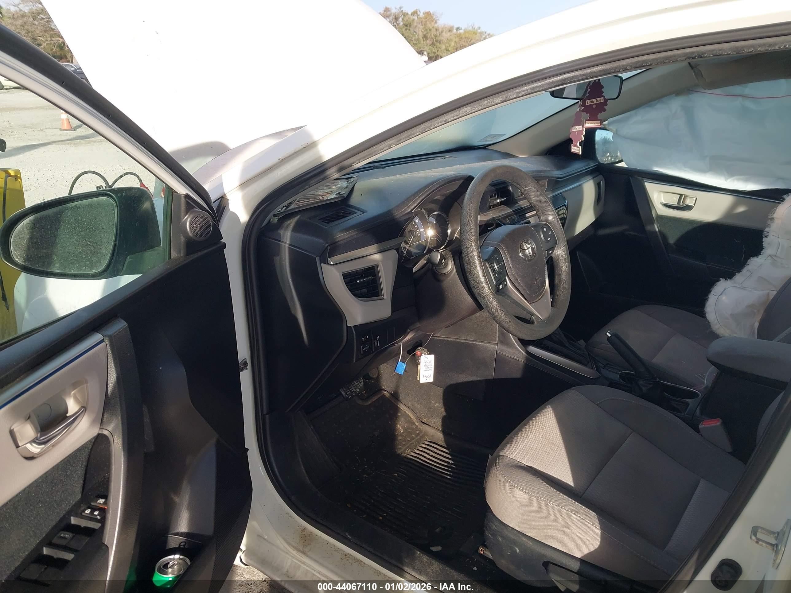 TOYOTA COROLLA image 5