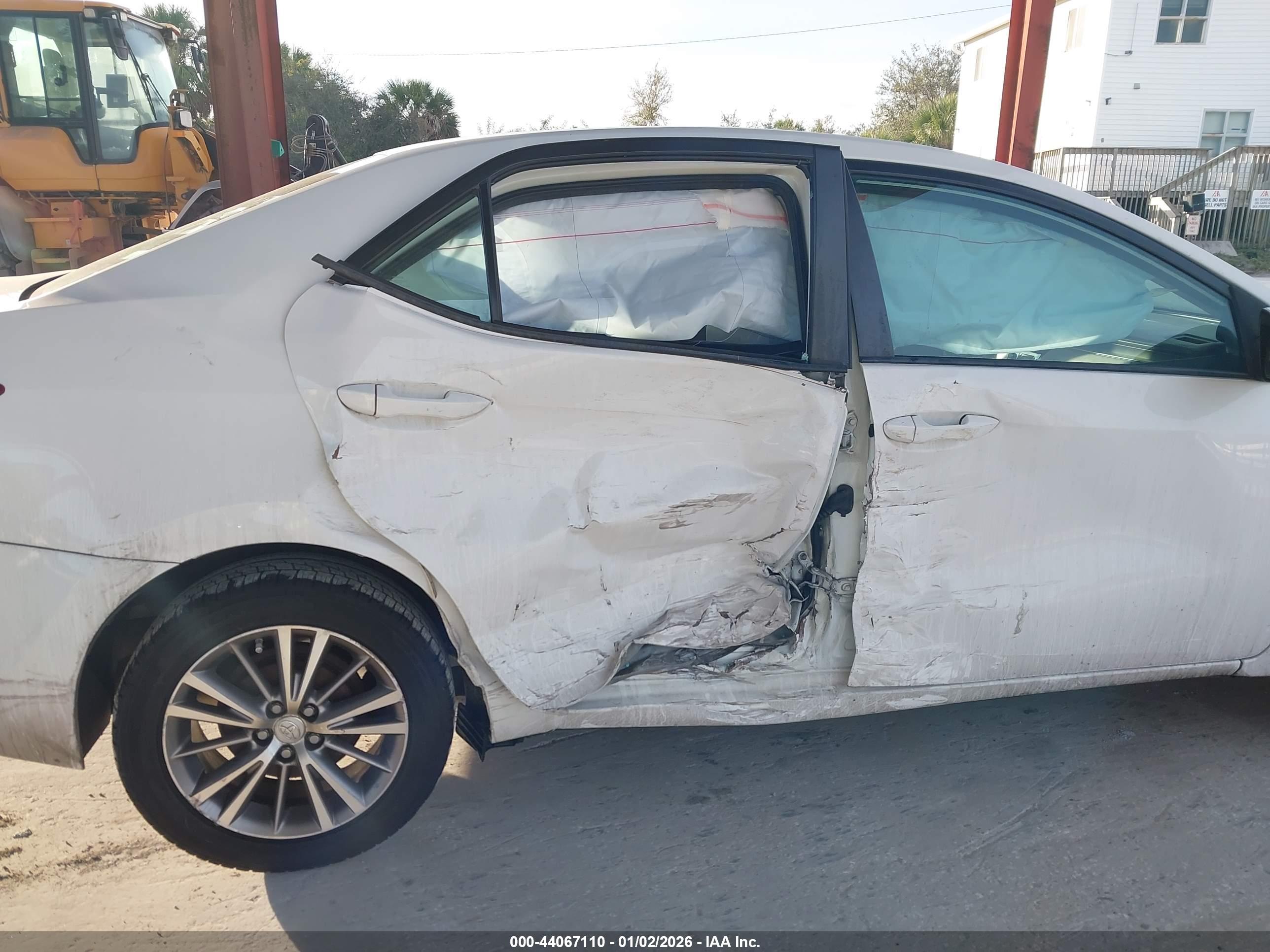 TOYOTA COROLLA image 6