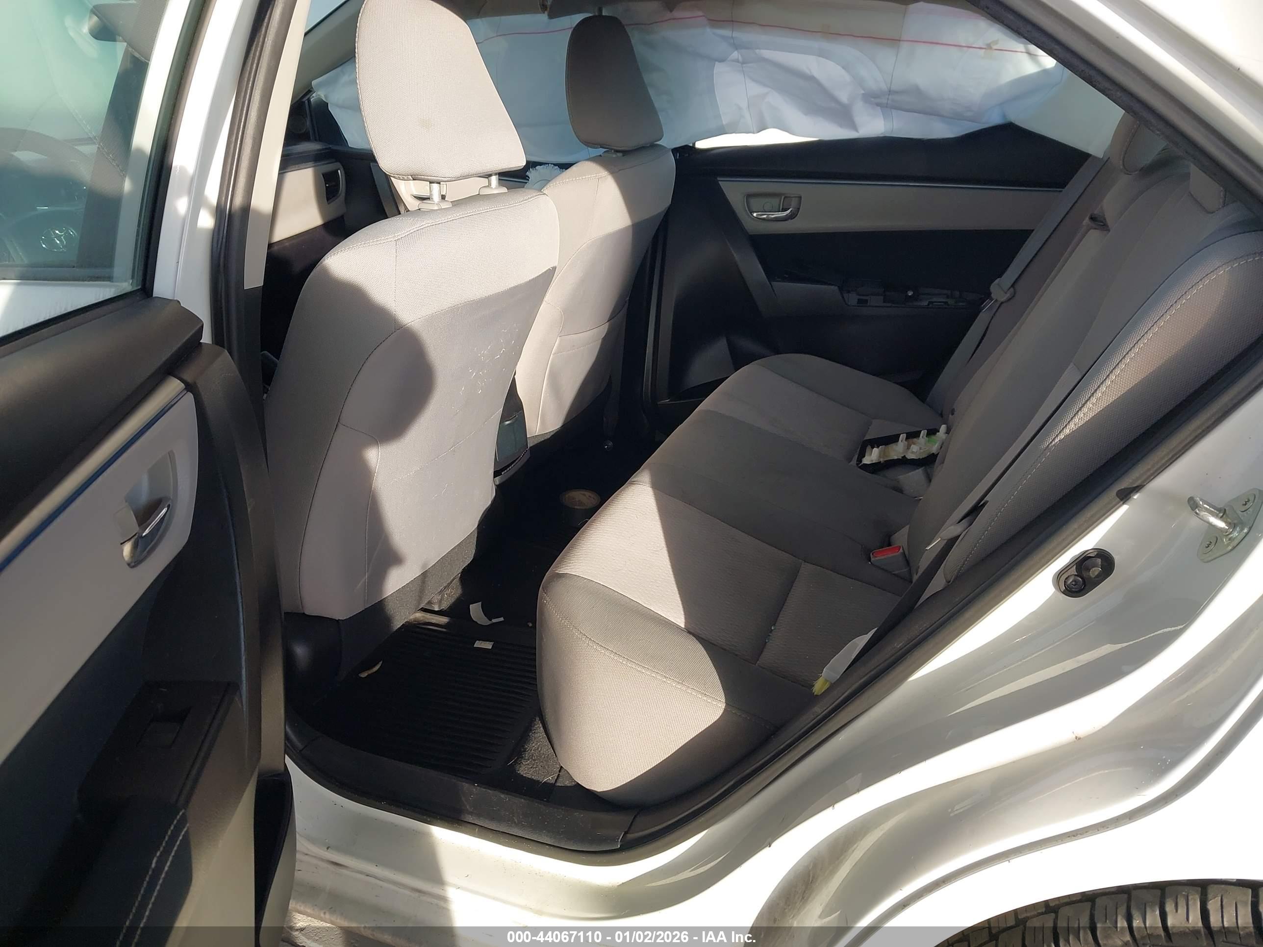 TOYOTA COROLLA image 8