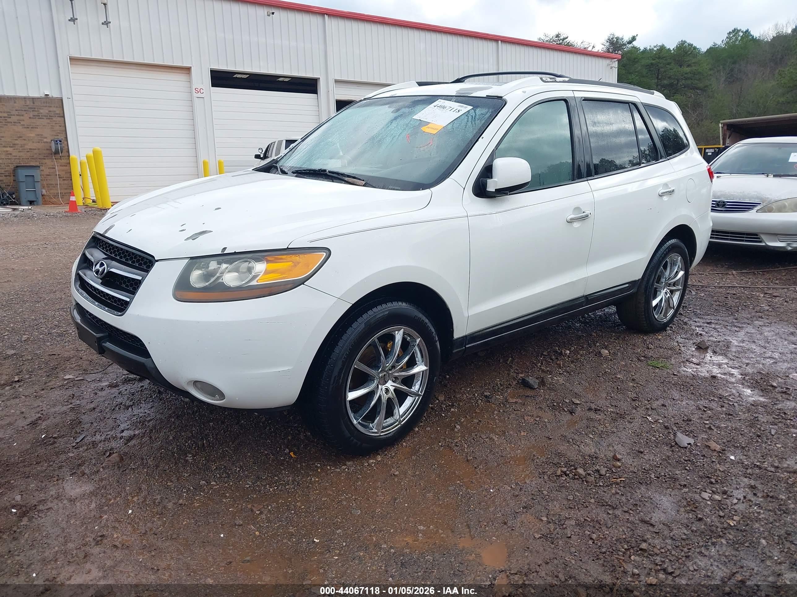 HYUNDAI SANTA image 2