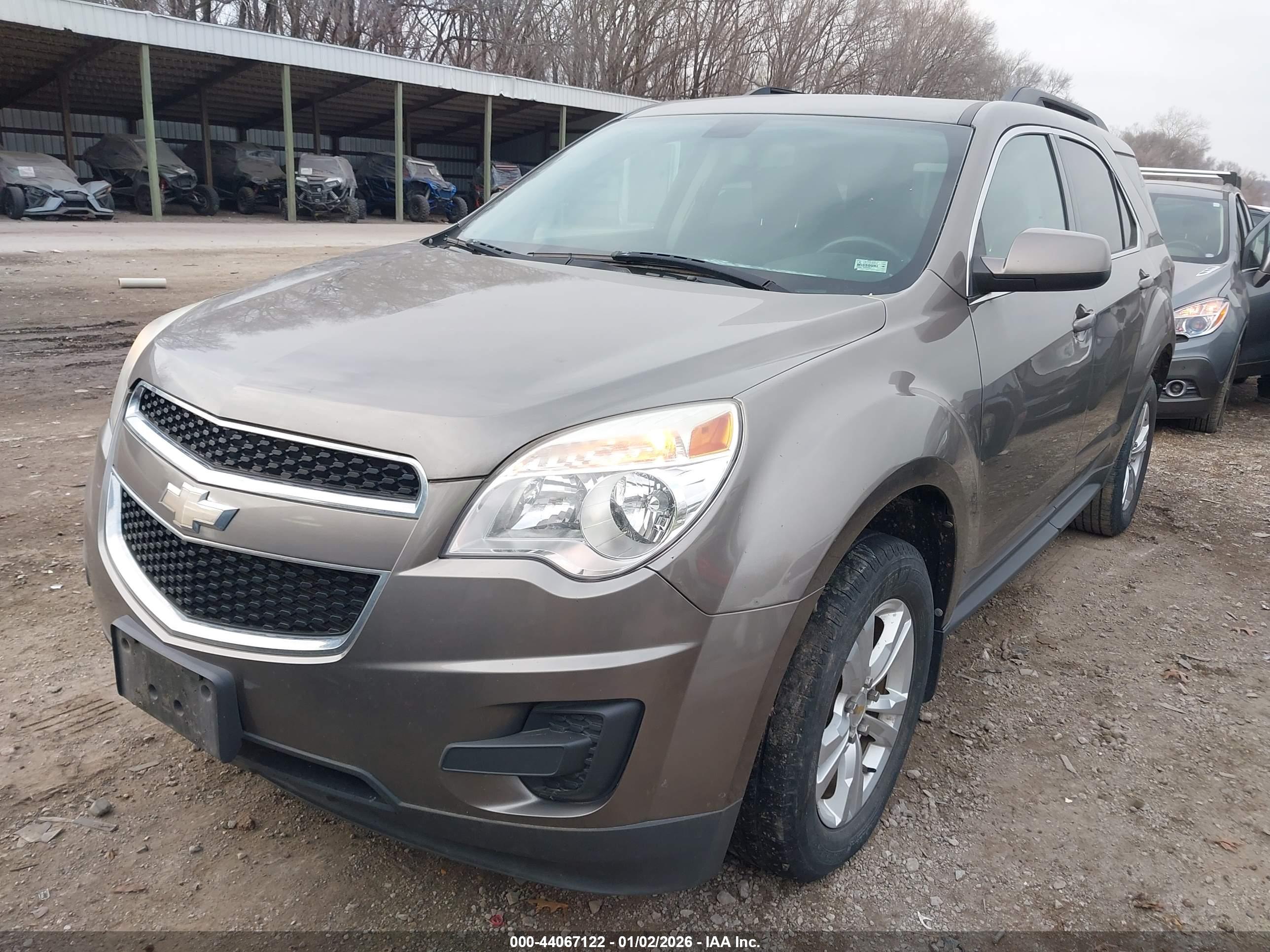 CHEVROLET EQUINOX image 2